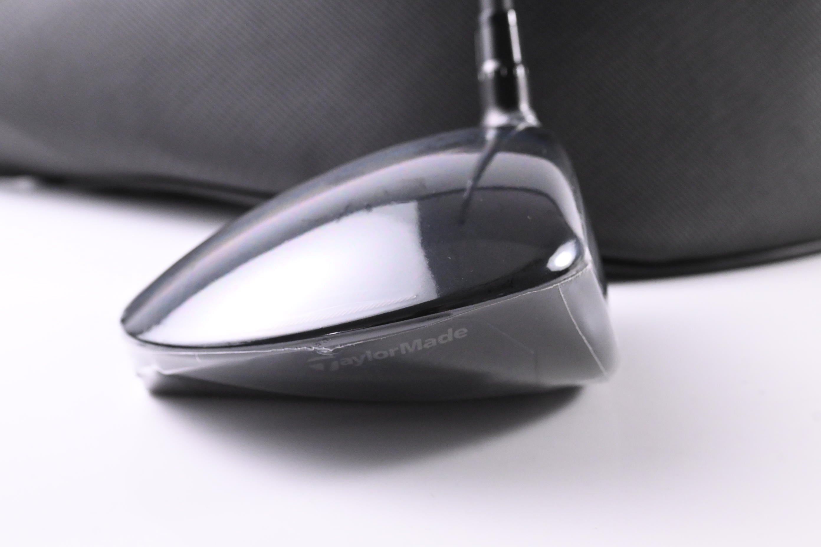 Taylormade Qi4D Shadowfall Driver / 10.5 Degree / Regular Flex REAX Blue 50