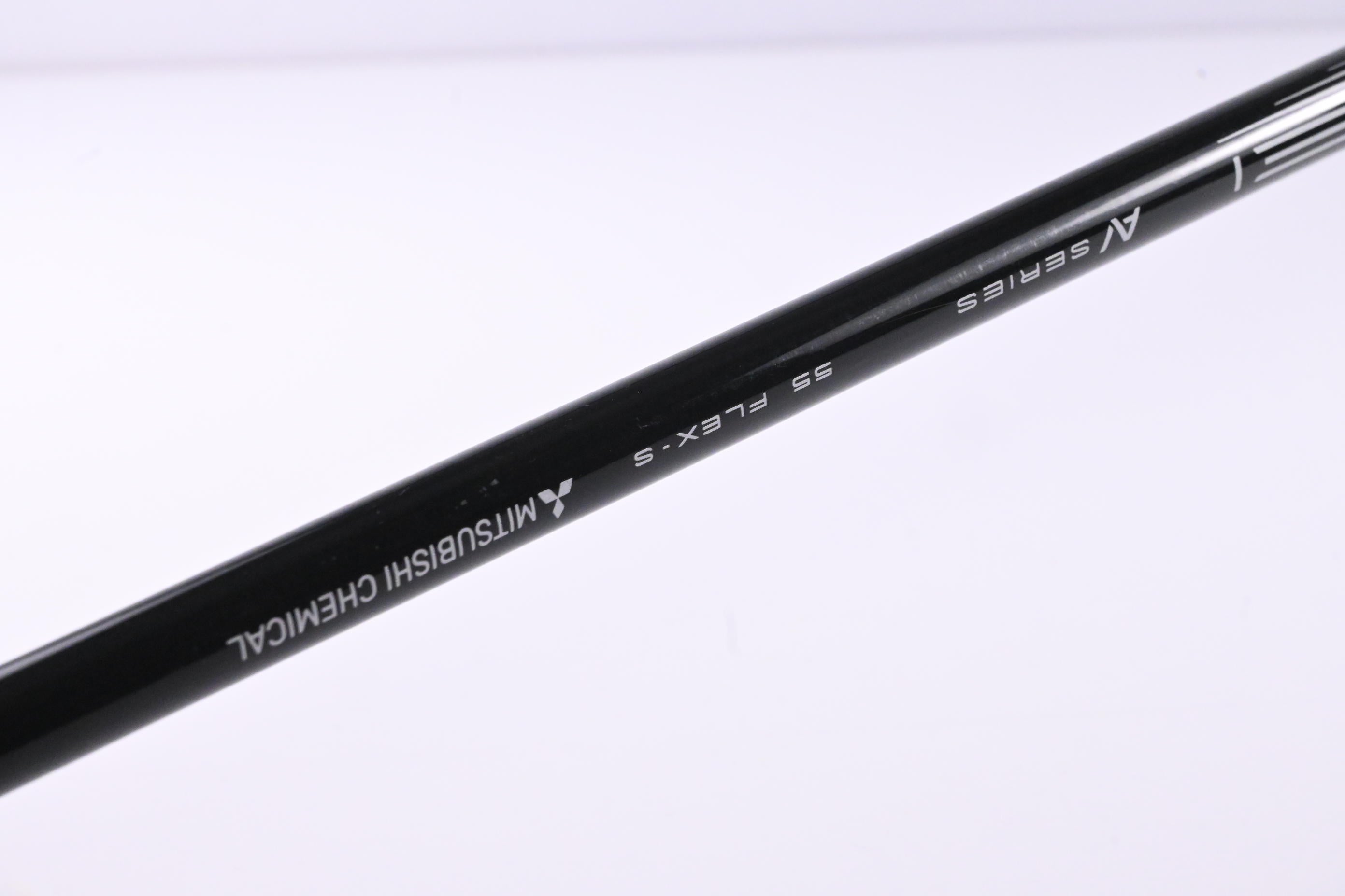 Titleist GT3 Driver / 9 Degree / Stiff Flex Tensei AV Blue 55 Shaft