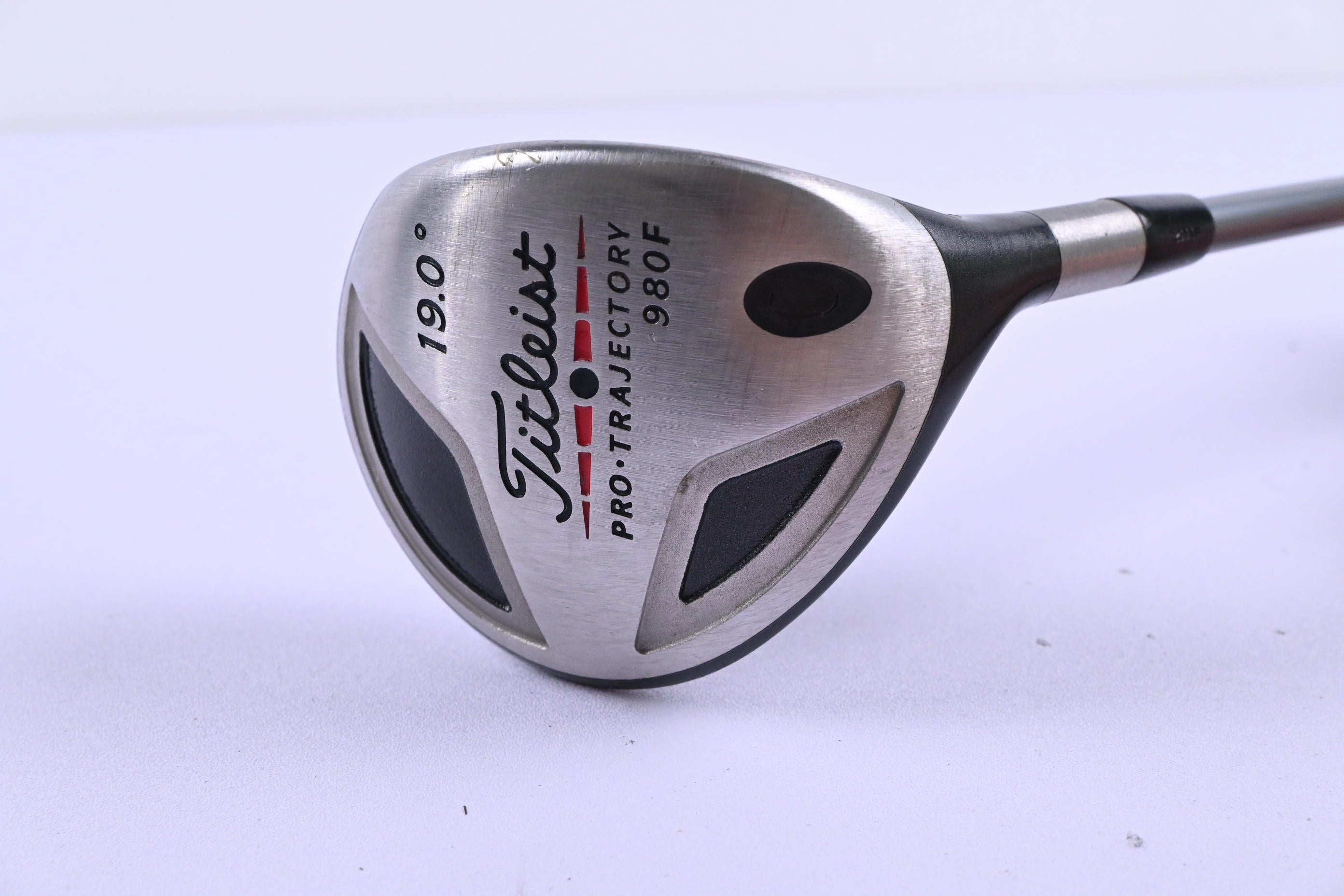 Titleist 980 F #5 Wood / 19 Degree / Regular Flex Titleist 4375 Shaft