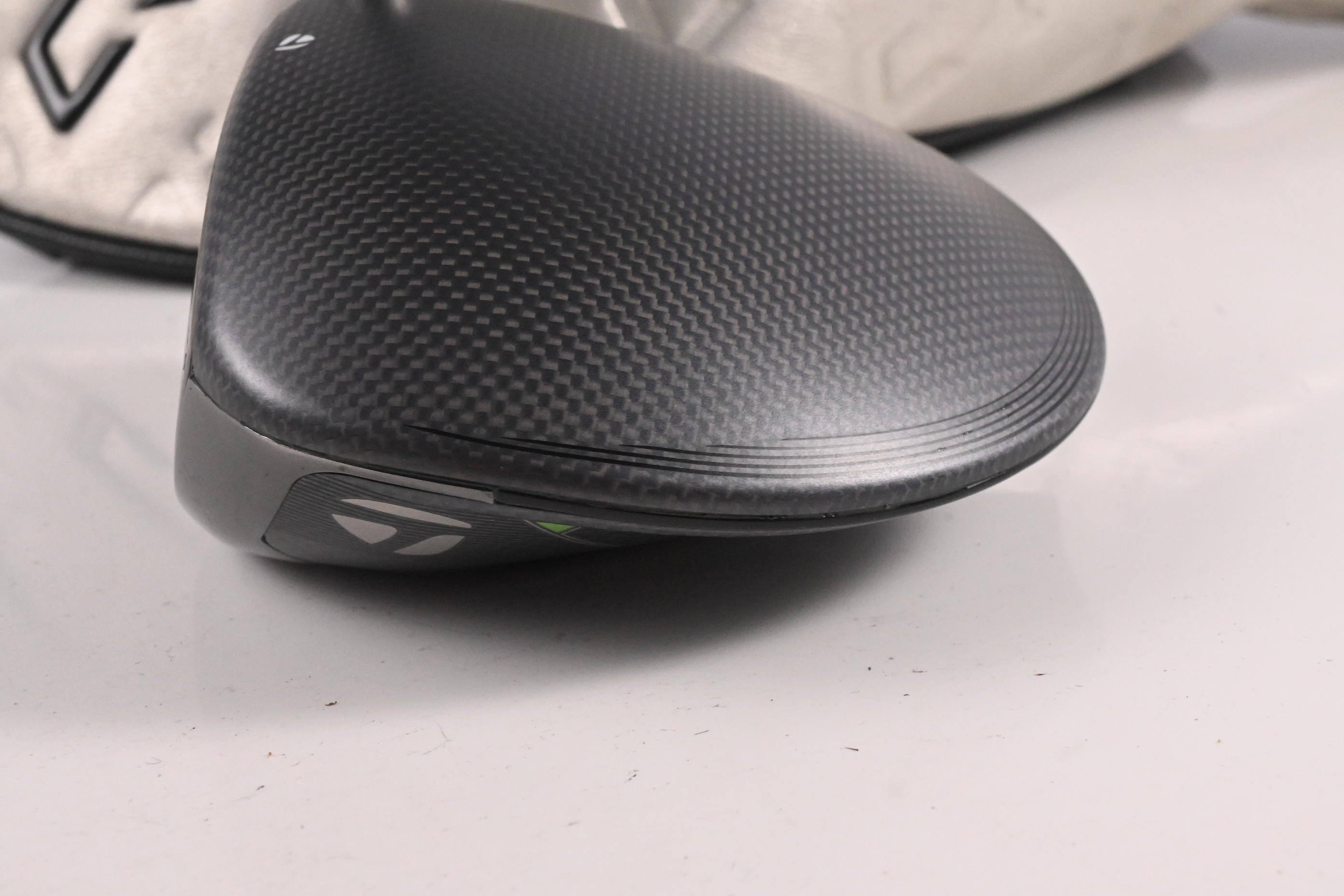 Left Hand Taylormade Qi35 Driver / 10.5 Degree / Regular Flex Ventus Blue 5