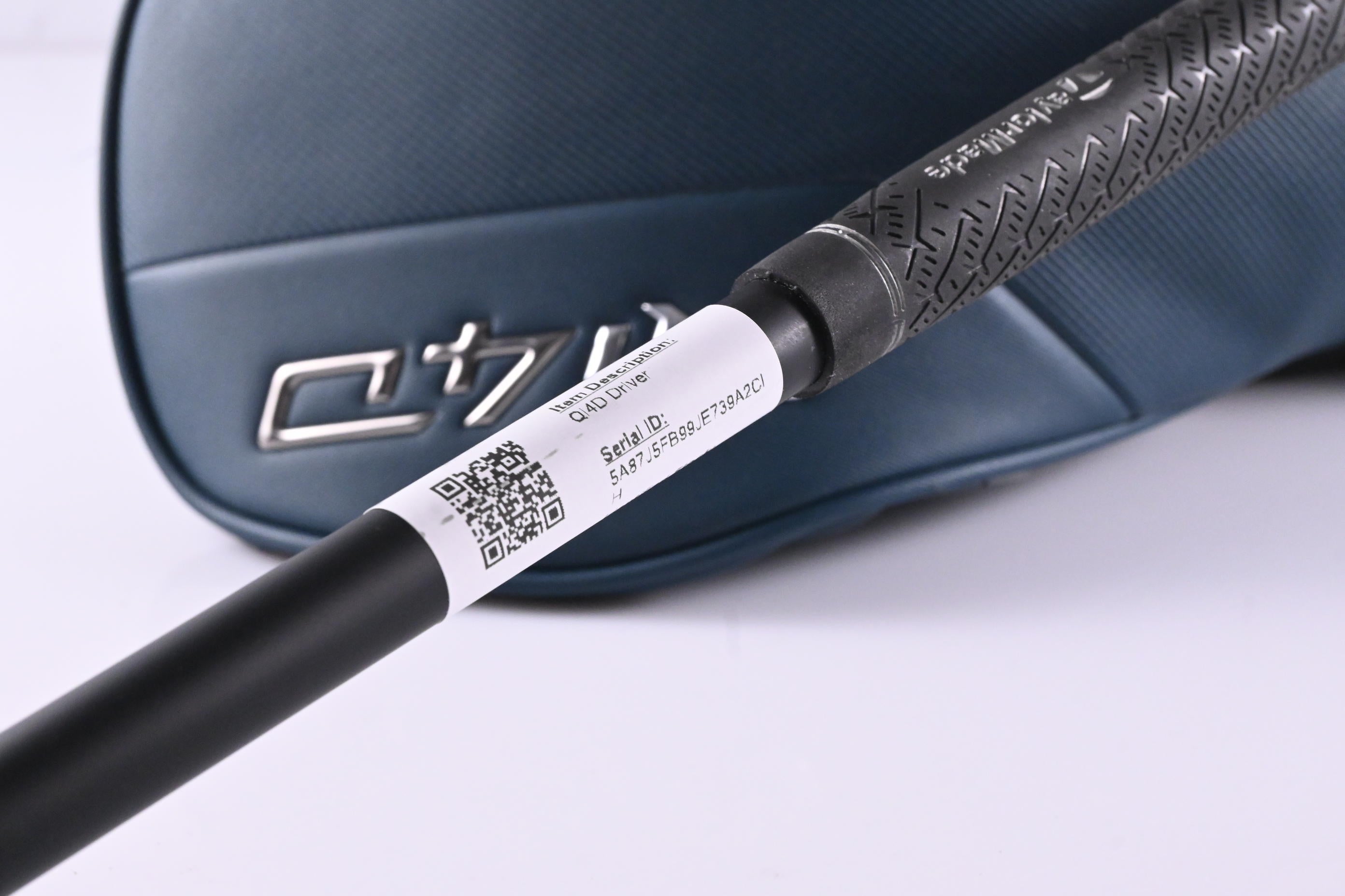 Taylormade Qi4D Driver / 10.5 Degree / Regular Flex Reax White 60 Shaft