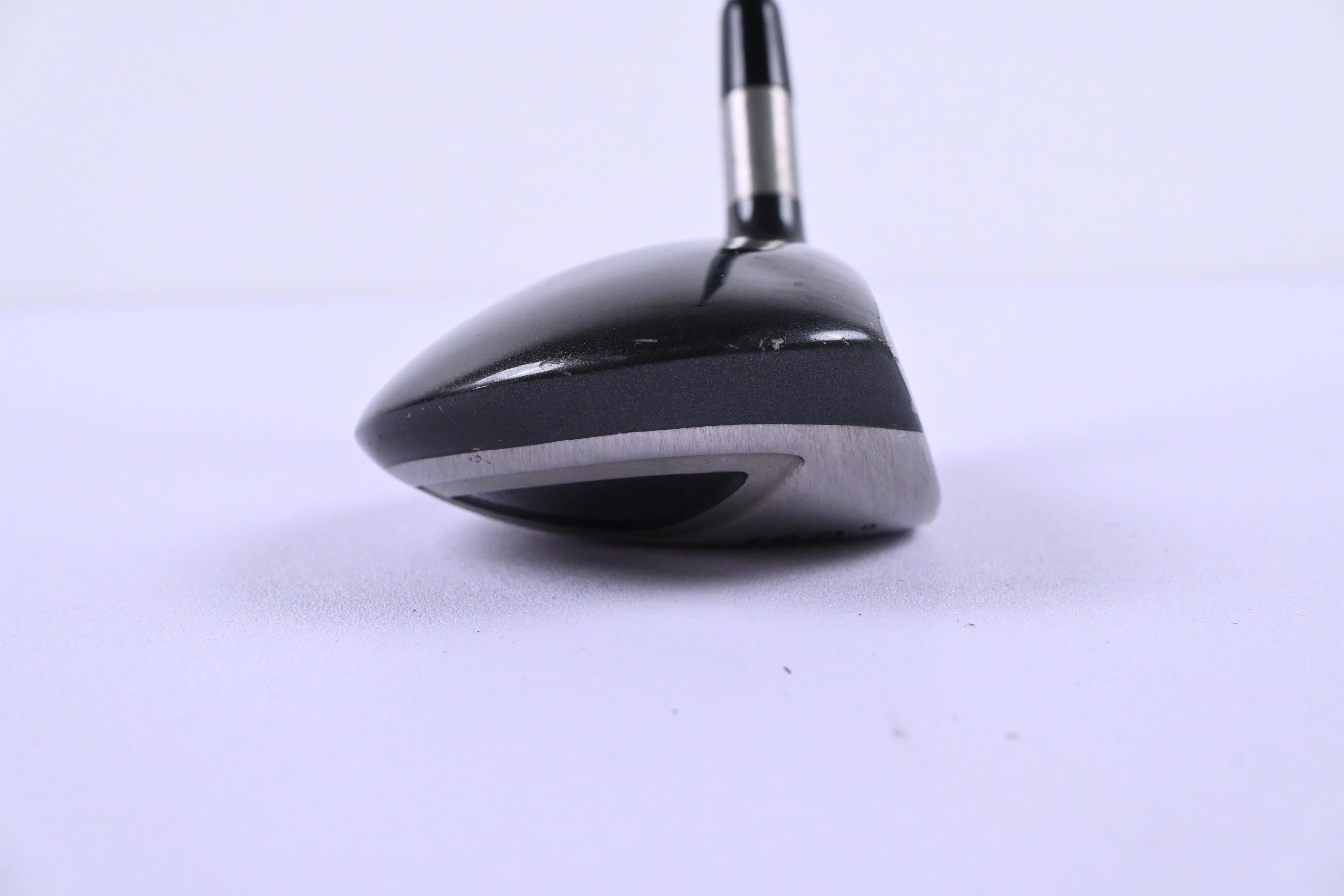 Titleist 980 F #5 Wood / 19 Degree / Regular Flex Titleist 4375 Shaft