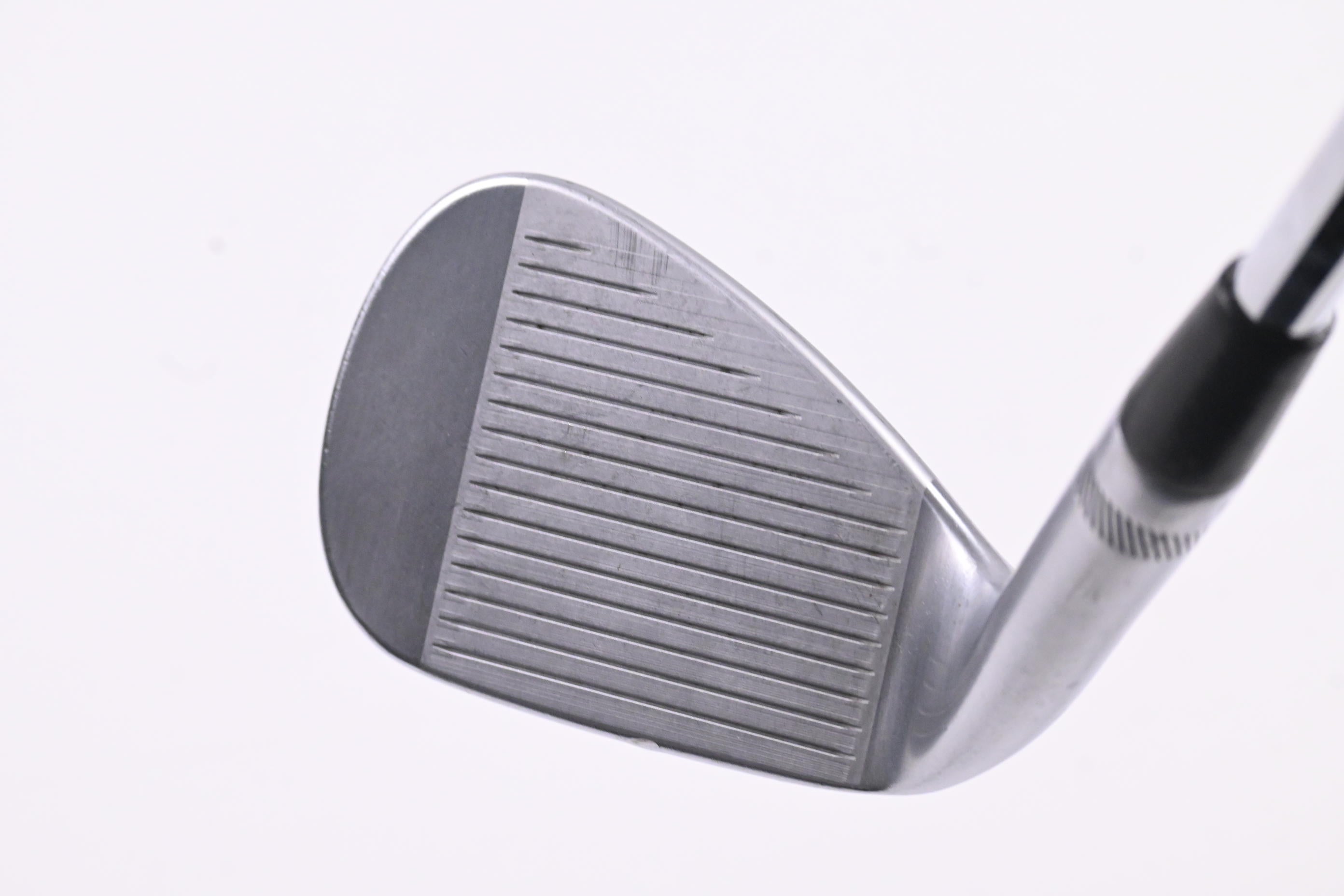 Titleist Vokey SM10 Pitching Wedge / 46 Degree / Wedge Flex Titleist Vokey SM10