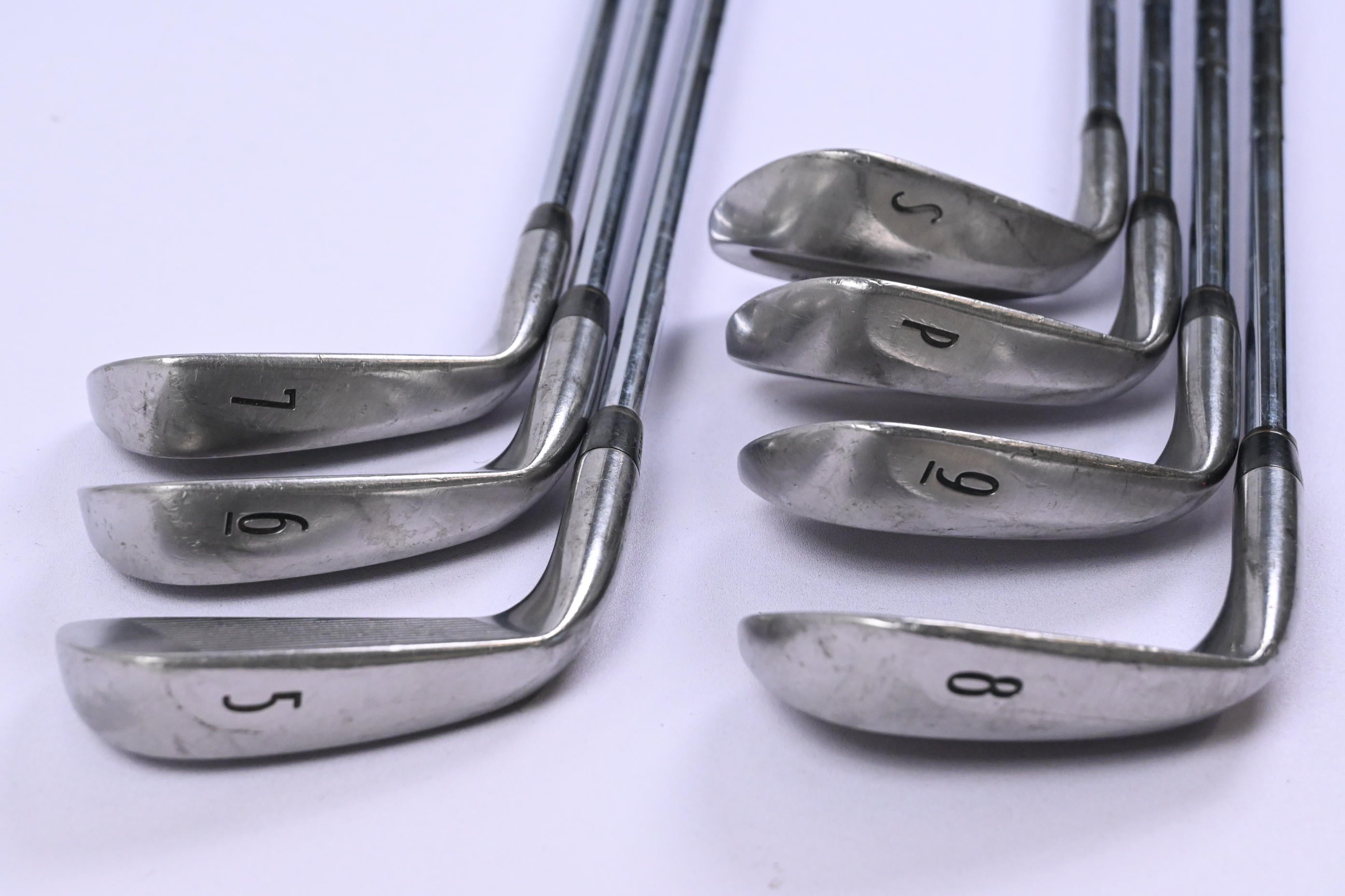 Titleist DCI 962 Irons / 5-PW+SW / Stiff Flex Dynamic Gold S300 Shafts