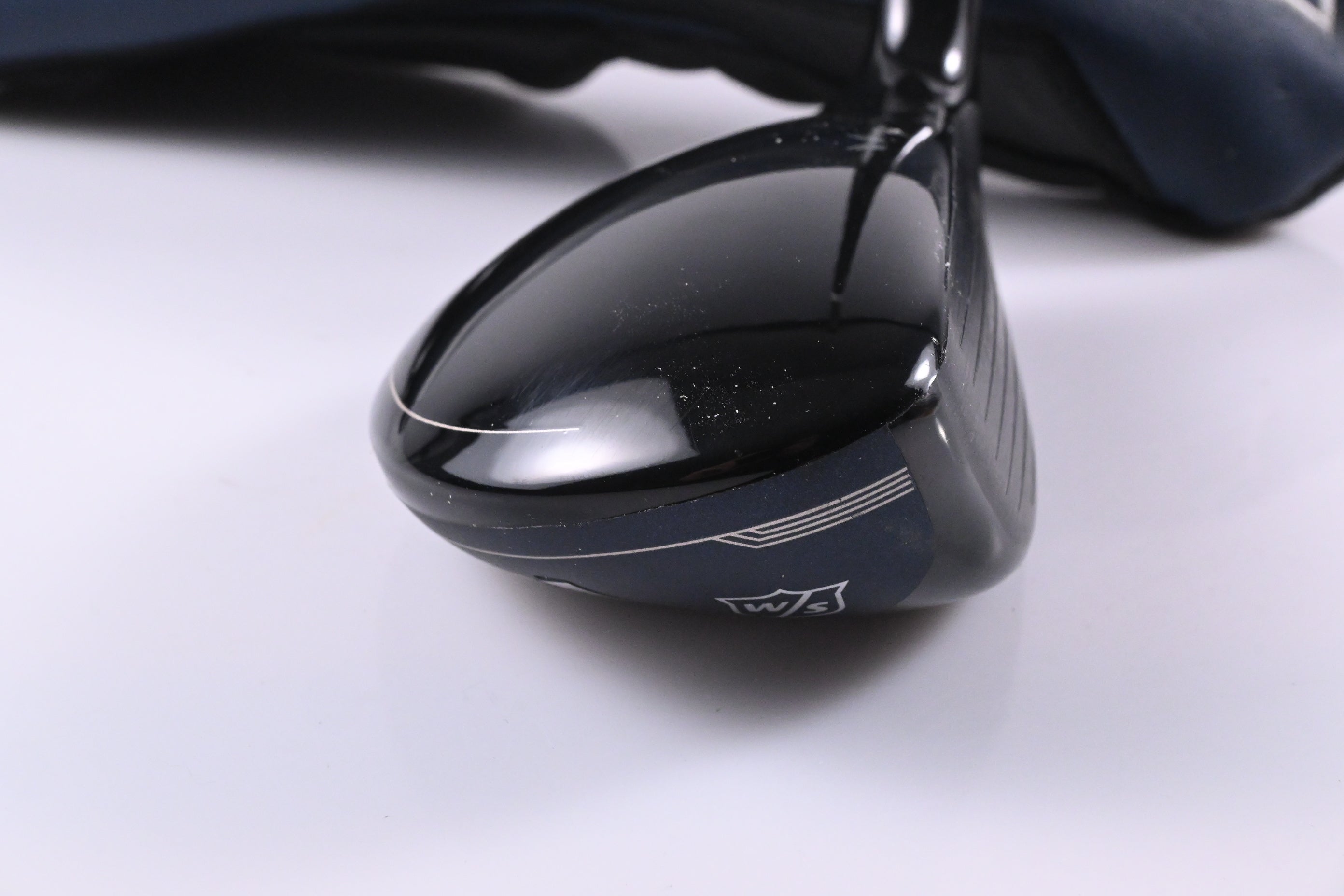 Wilson D9 #3 Hybrid / 19 Degree / Regular Flex Tensei AV Silver 60 Shaft