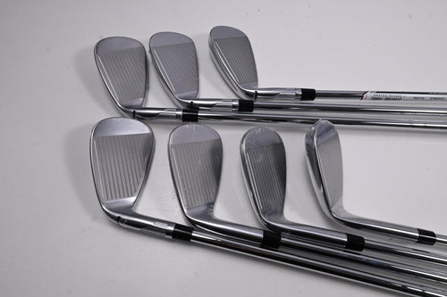 Taylormade Qi Max Irons / 5-PW+SW / Stiff Flex KBS MAX MT 85 Shafts