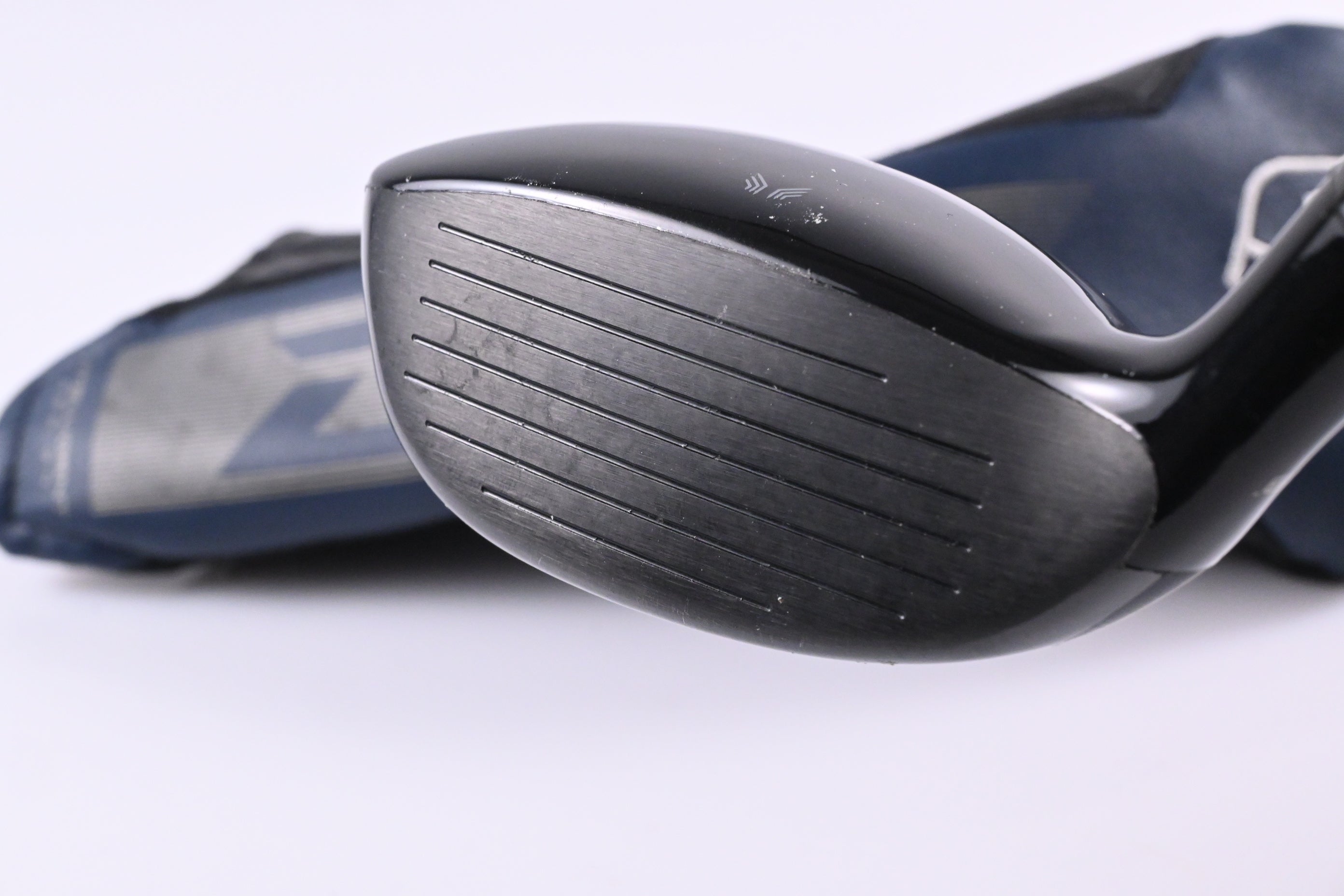 Wilson D9 #3 Hybrid / 19 Degree / Regular Flex Tensei AV Silver 60 Shaft