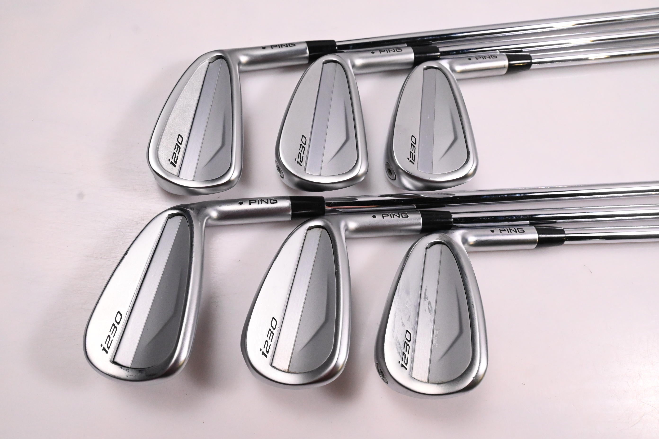 Ping i230 Irons / 5-PW / Black Dot / Regular Flex Ping AWT 2.0 Shafts