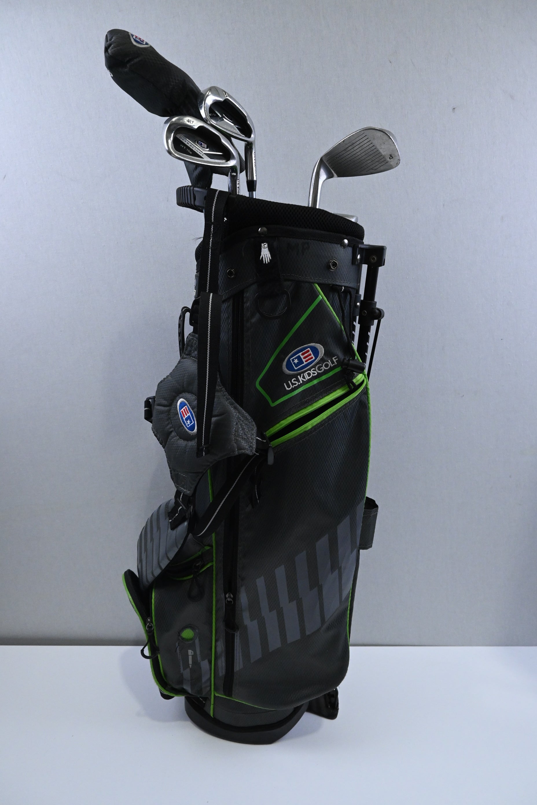Junior US Kids WT-15 Package Set / Hybrid, Irons, Putter, Bag
