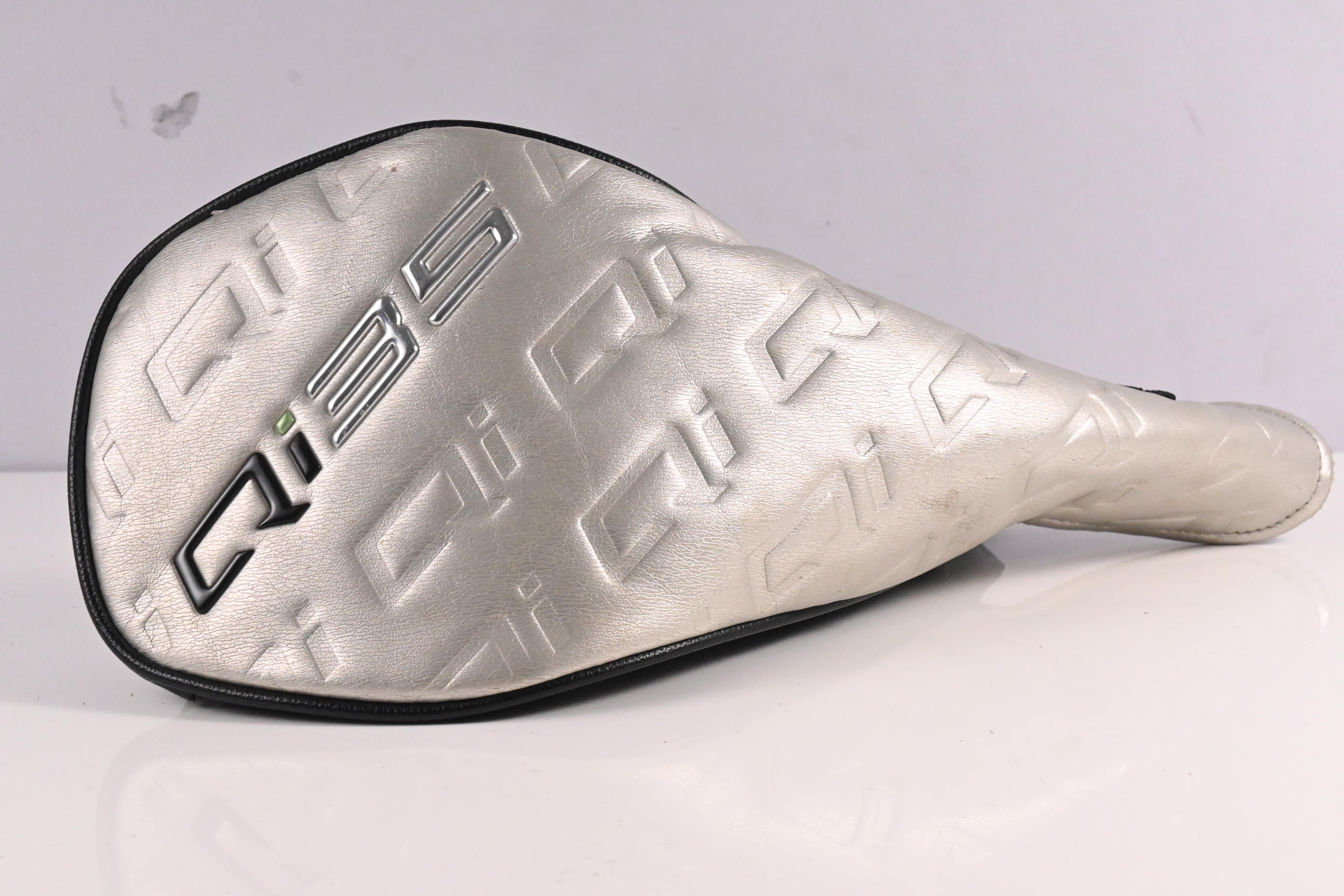 Left Hand Taylormade Qi35 Driver / 10.5 Degree / Regular Flex Ventus Blue 5