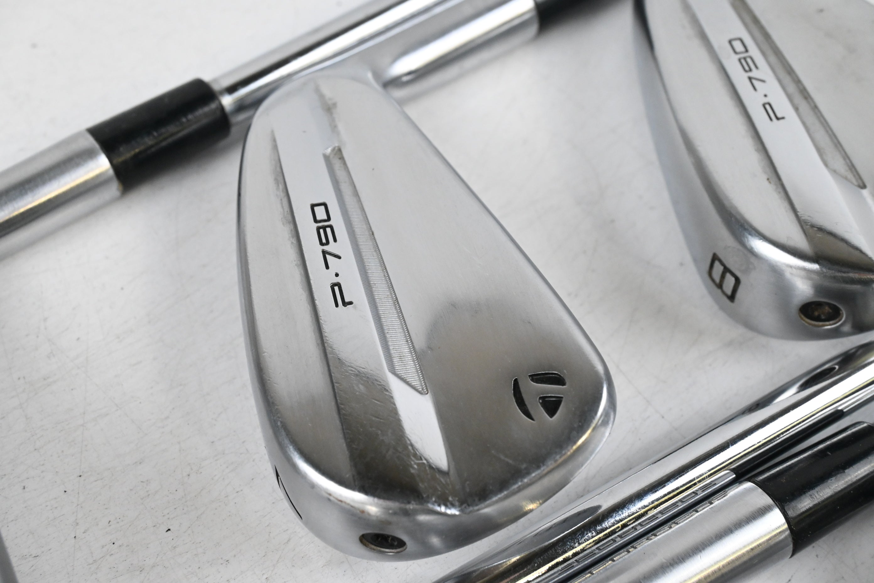 Taylormade P790 2025 Irons / 6-PW+GW / Regular Flex Elevate 95 Shafts