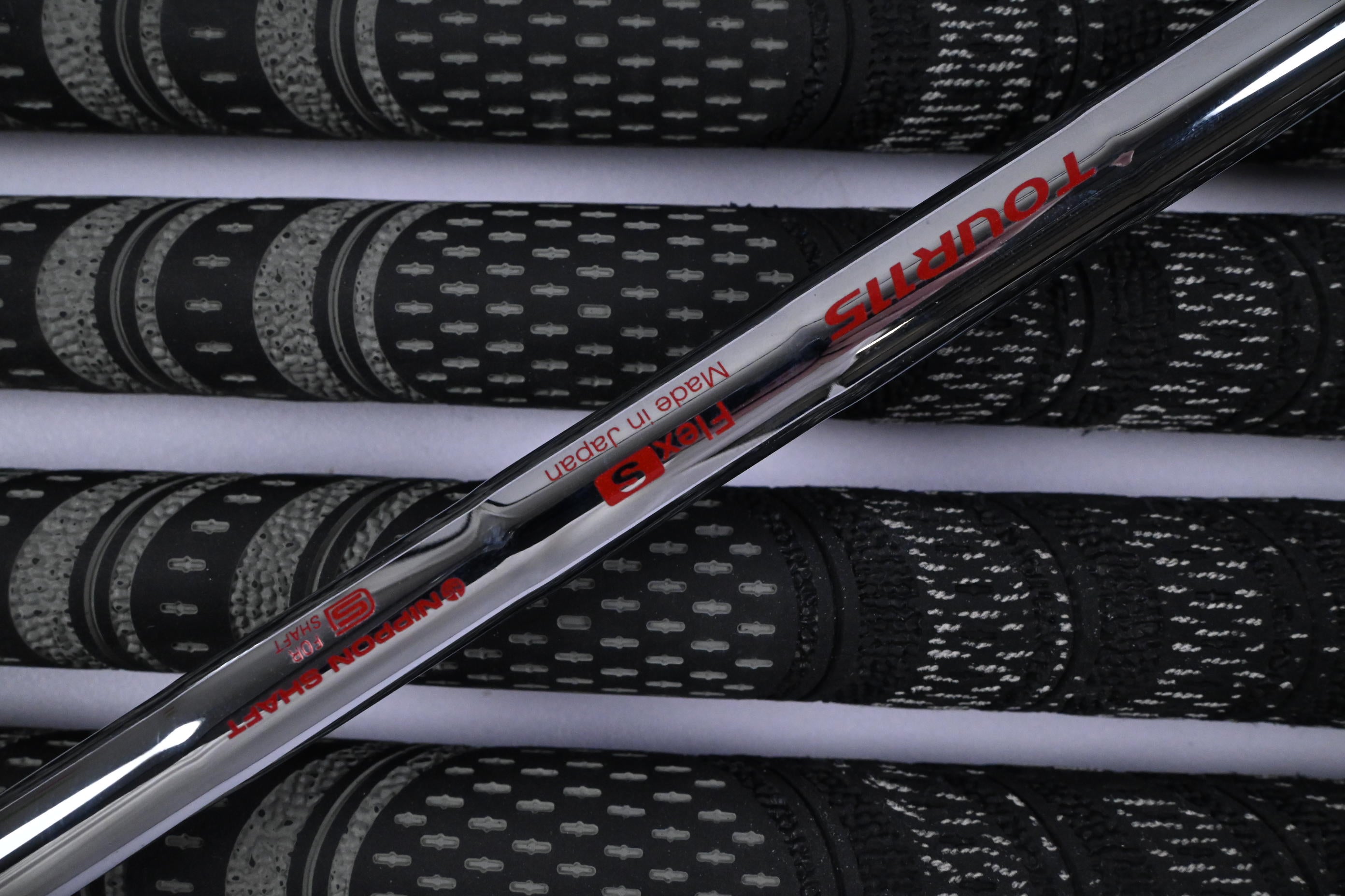 Mizuno M-15 Irons / 4-PW / Stiff Flex N.S.PRO Modus 3 Tour 115 Shafts