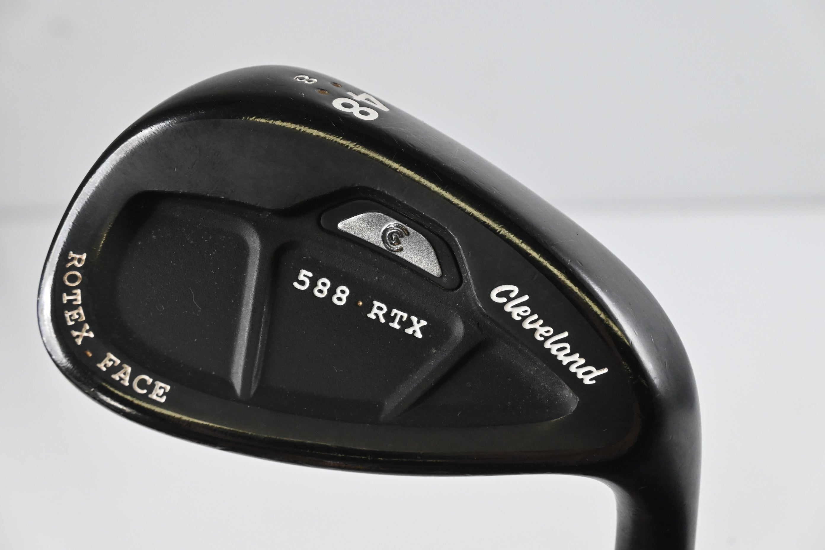Cleveland 588 RTX Pitching Wedge / 48 Degree / Wedge Flex Dynamic Gold Shaft