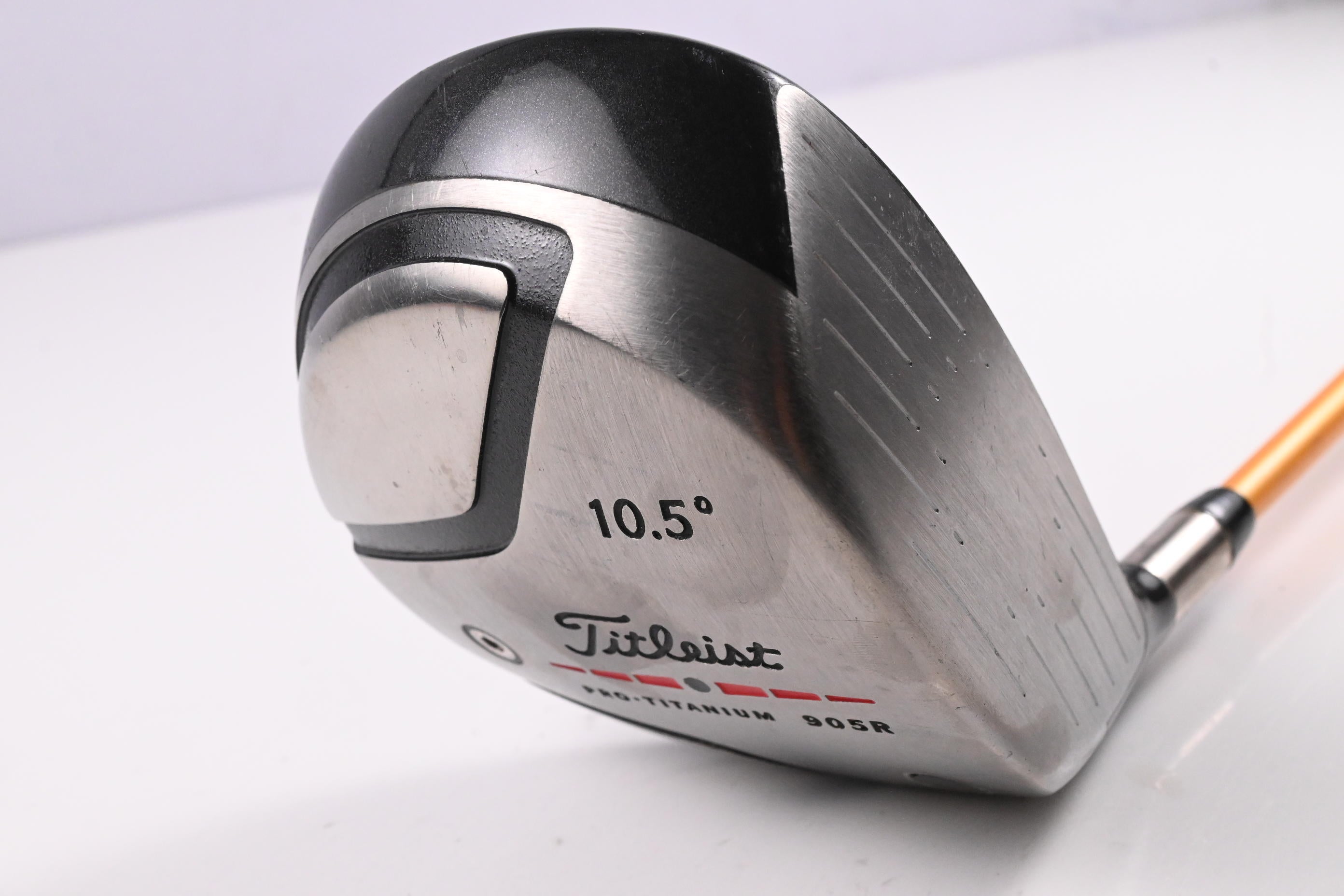 Titleist 905 R Driver / 10.5 Degree / Stiff Flex UST ProForce V2 76 Shaft