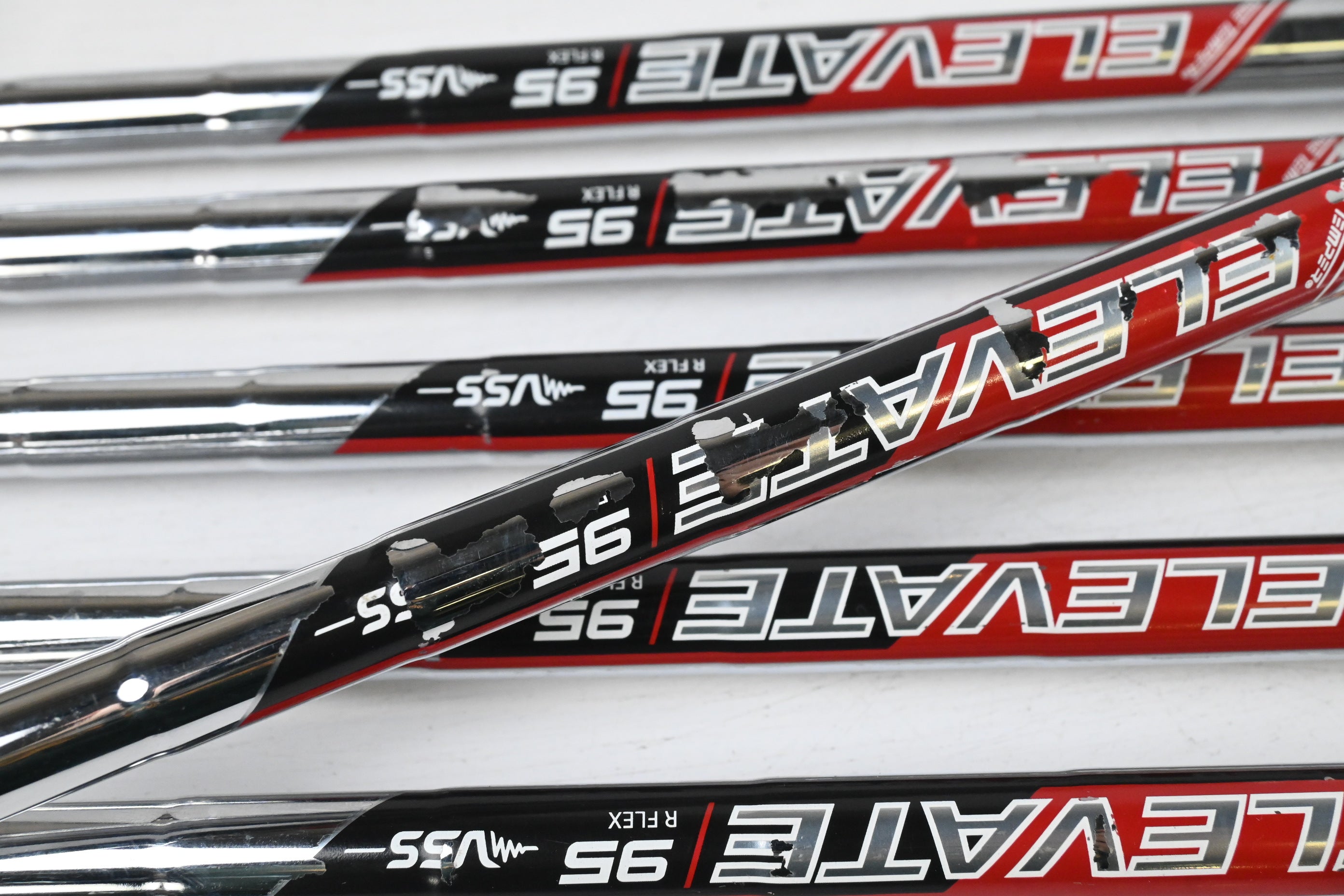 Taylormade P790 2025 Irons / 6-PW+GW / Regular Flex Elevate 95 Shafts
