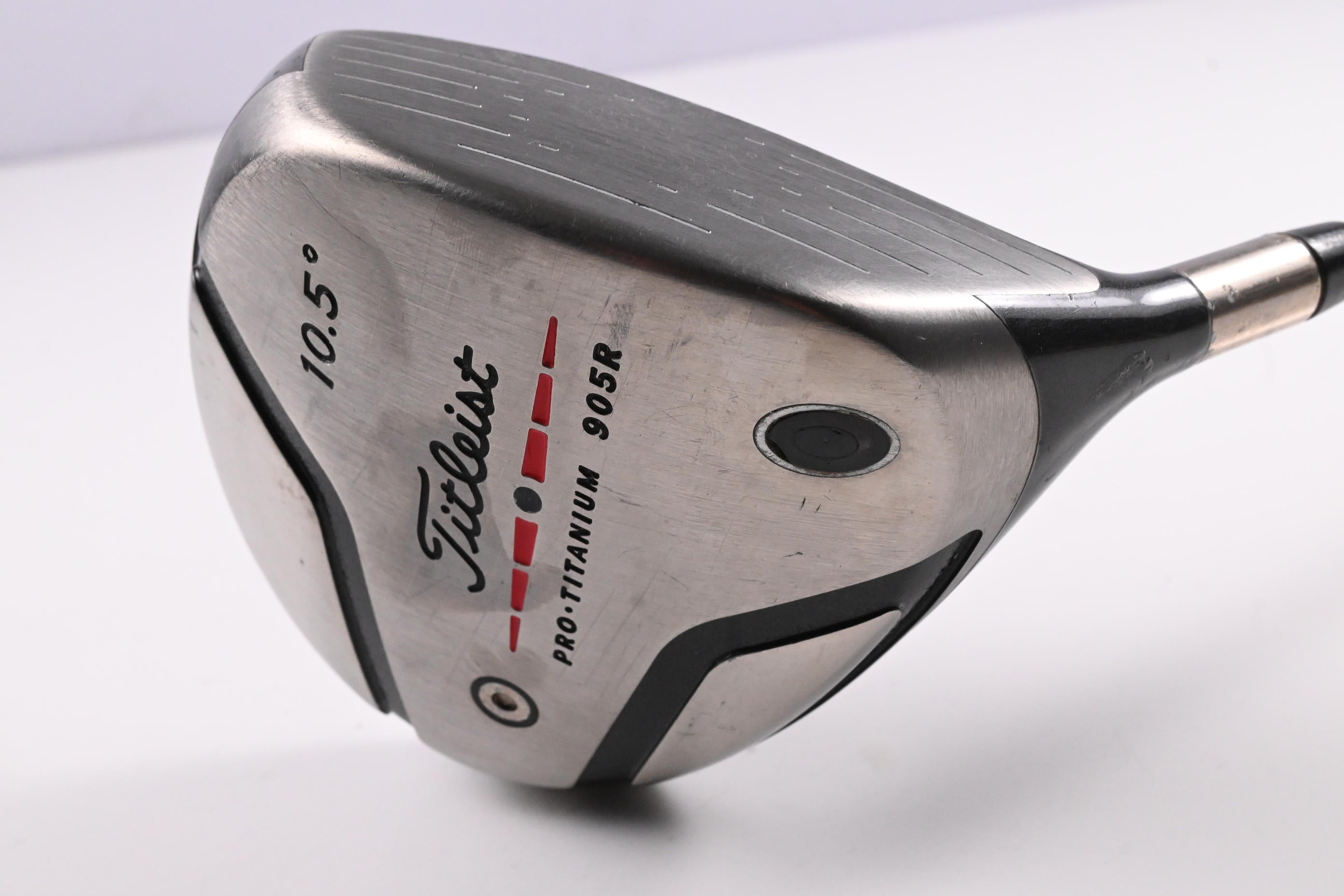 Titleist 905 R Driver / 10.5 Degree / Stiff Flex UST ProForce V2 76 Shaft