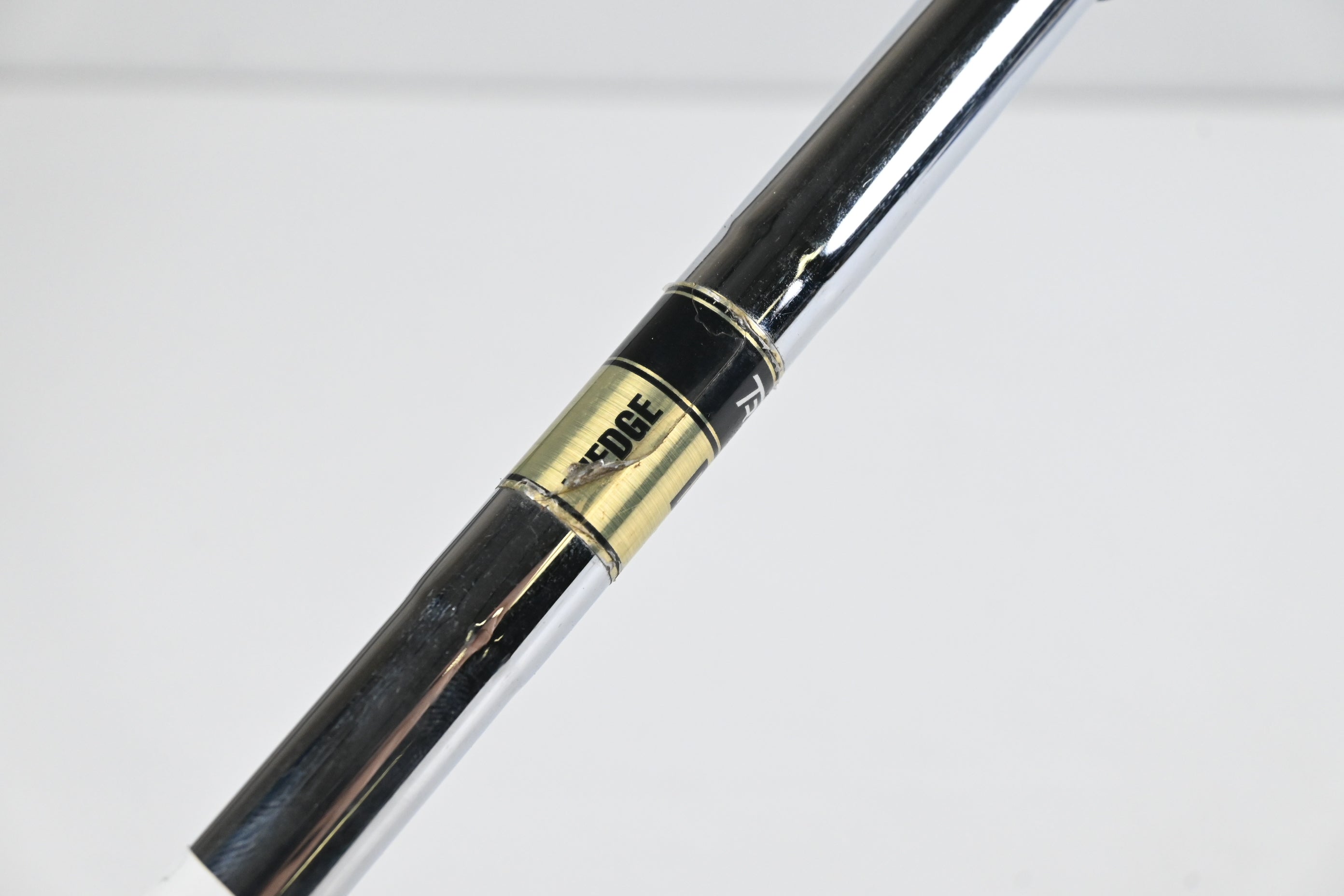 Cleveland 588 RTX Pitching Wedge / 48 Degree / Wedge Flex Dynamic Gold Shaft