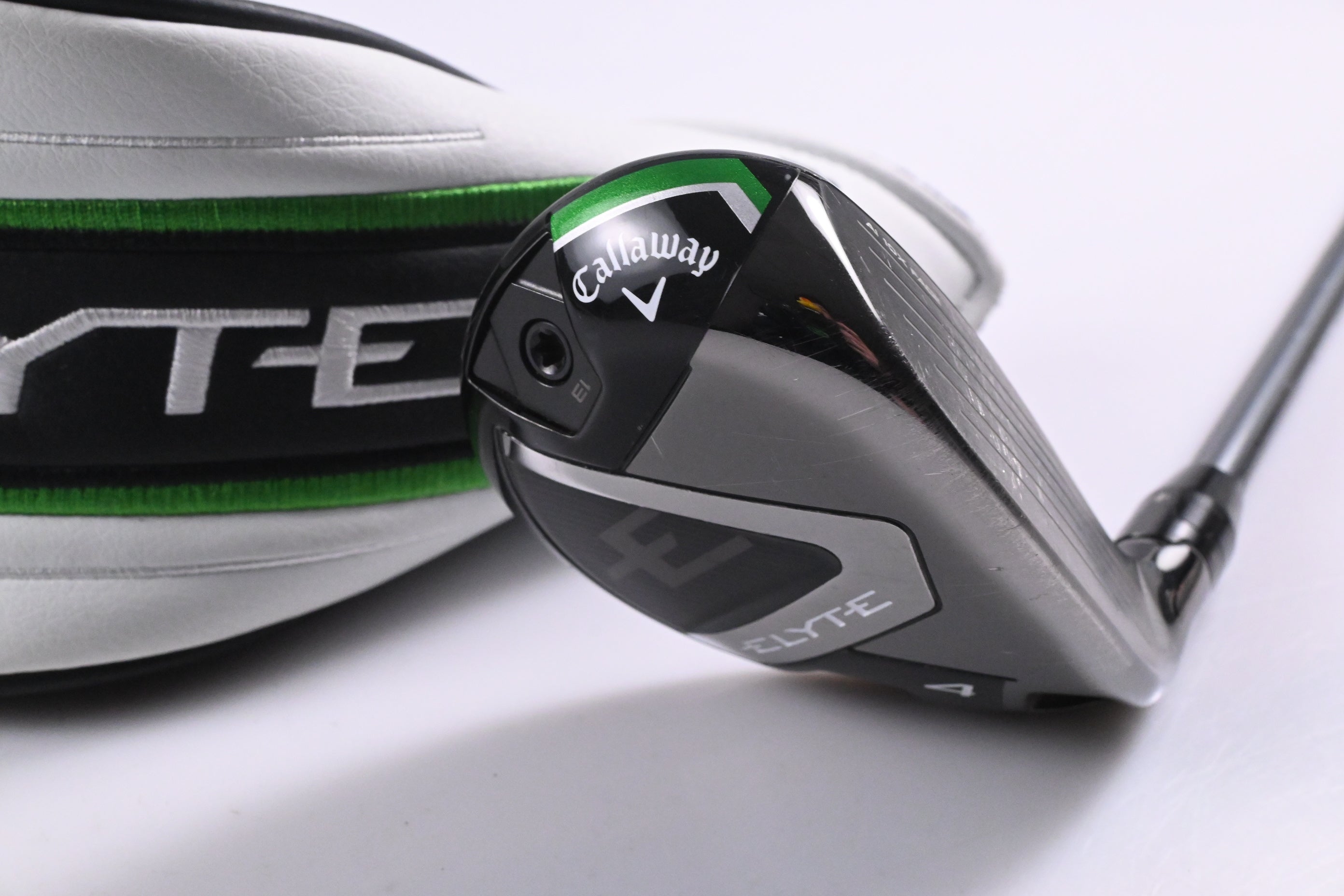 Callaway Elyte #4 Hybrid / 22 Degree / Regular Flex Denali Charcoal 60 Shaft