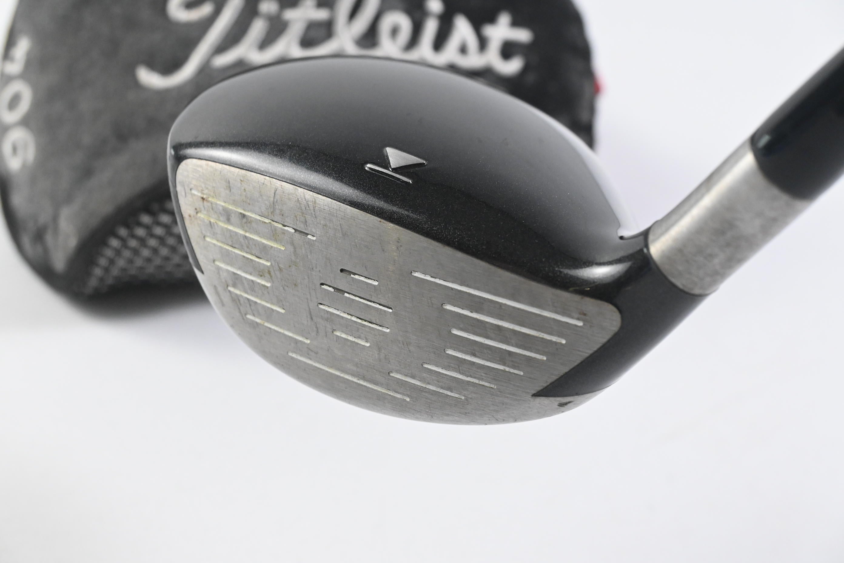 Titleist 904 F #4 Wood / 17 Degree / Regular Flex Tour AD YS-6 Shaft