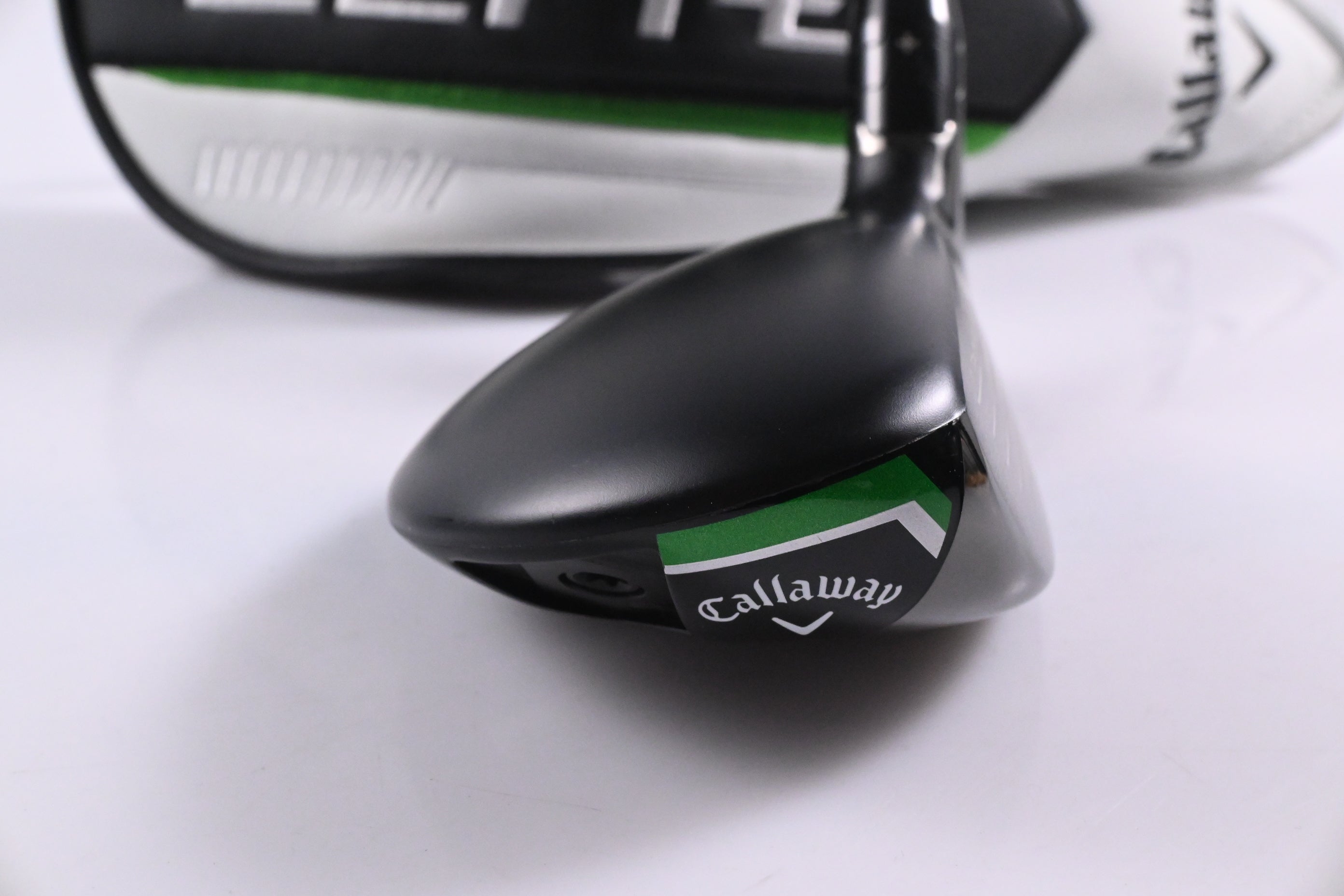 Callaway Elyte #4 Hybrid / 22 Degree / Regular Flex Denali Charcoal 60 Shaft