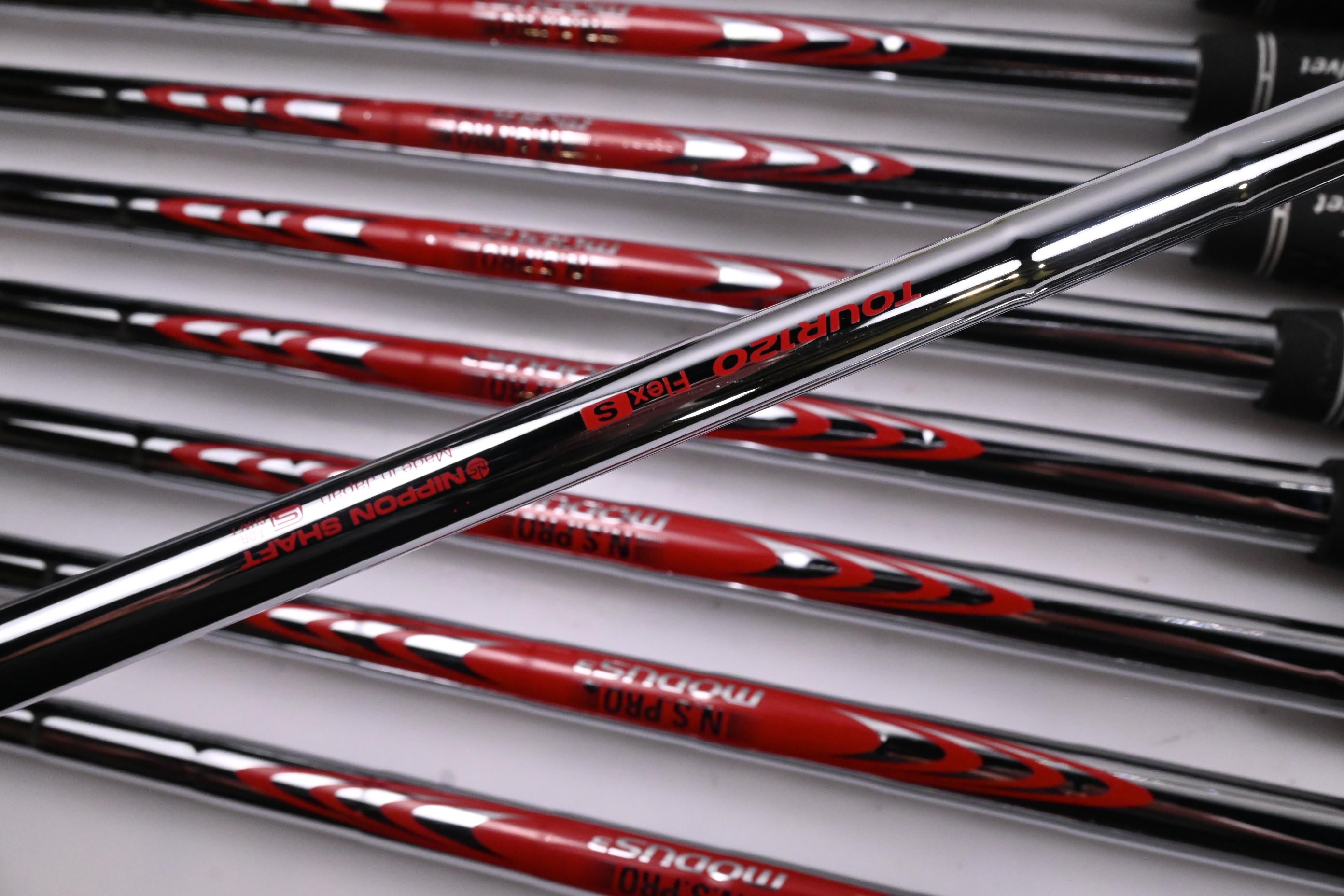 Mizuno JPX 919 Hot Metal Irons / 4-PW+GW+SW / Stiff Flex N.S.Pro Modus³ Tour 120