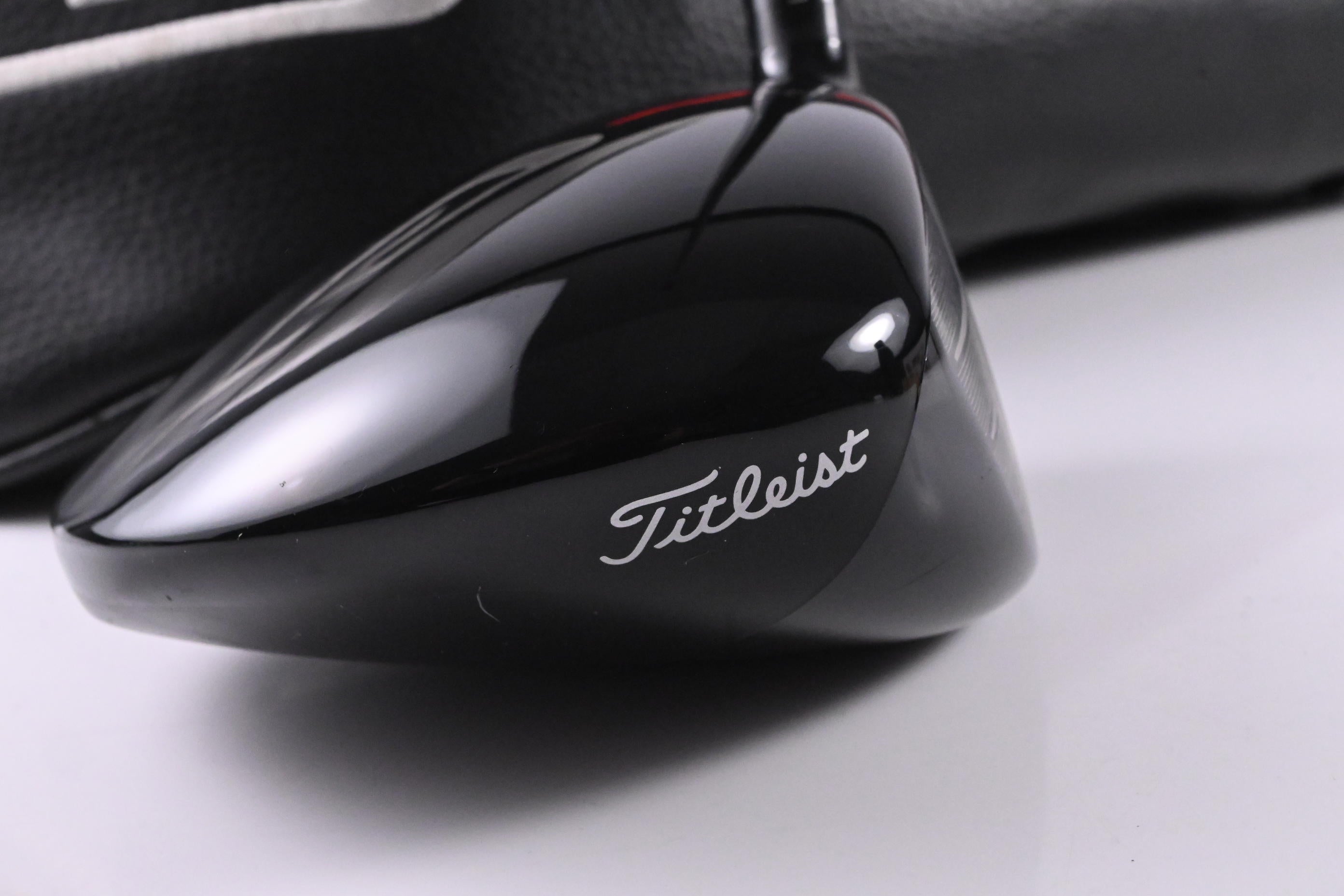 Titleist GT3 Driver / 10 Degree / Regular Flex Tensei AV Blue 55 SFW Shaft
