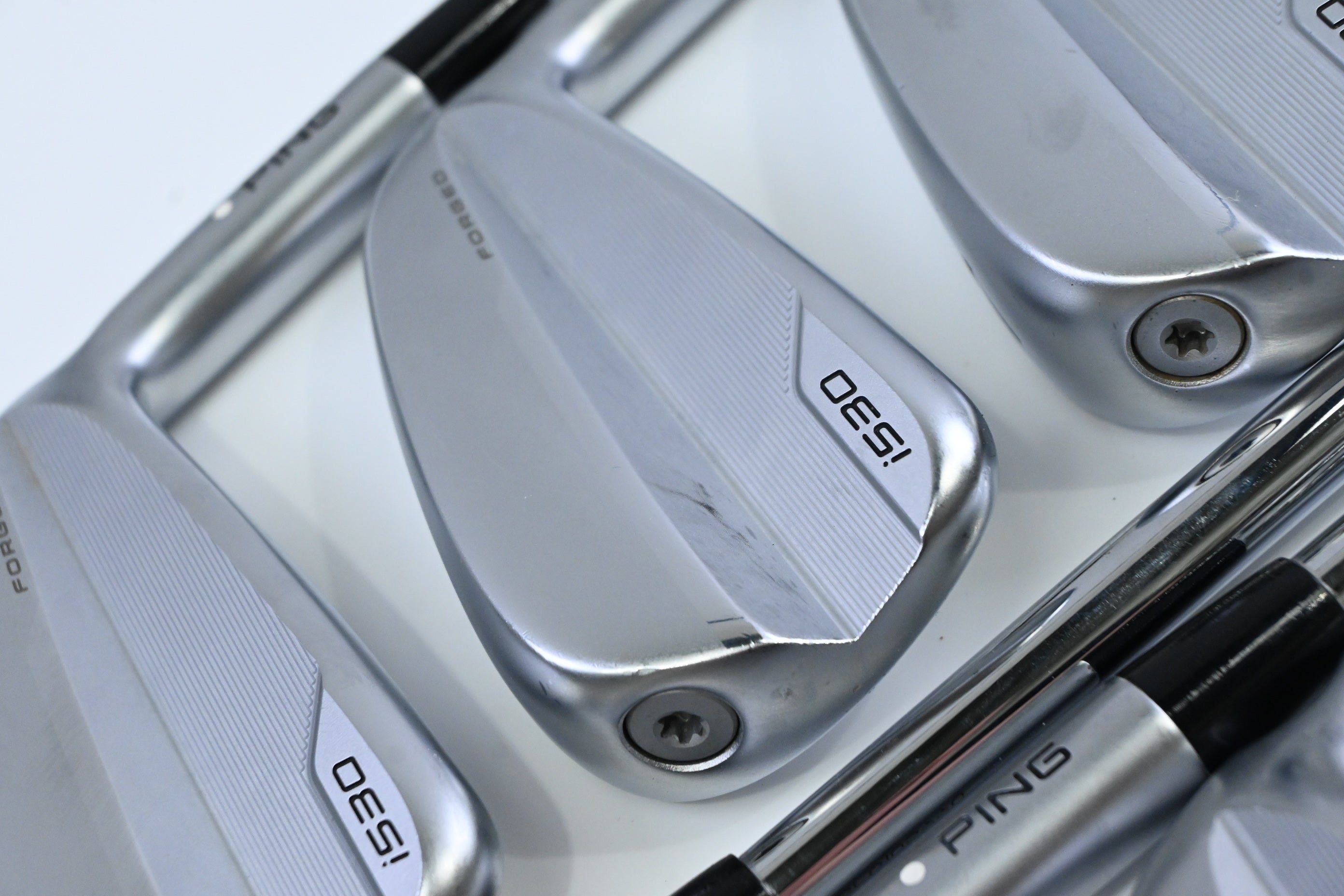 Ping i530 Irons / 5-PW+UW / White Dot / Regular Flex NS Pro Modus3 Tour 115