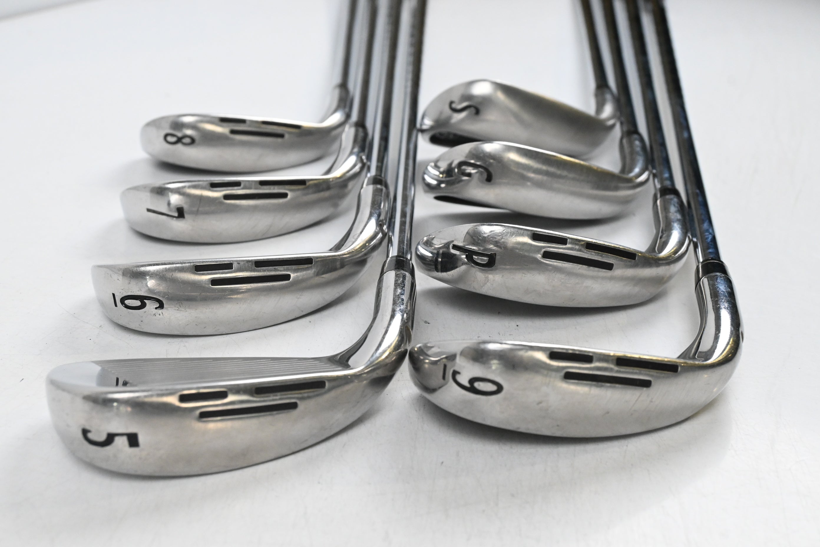Wilson D9 Irons / 5-PW+GW+SW / Regular Flex KBS Max Ultralite Shafts