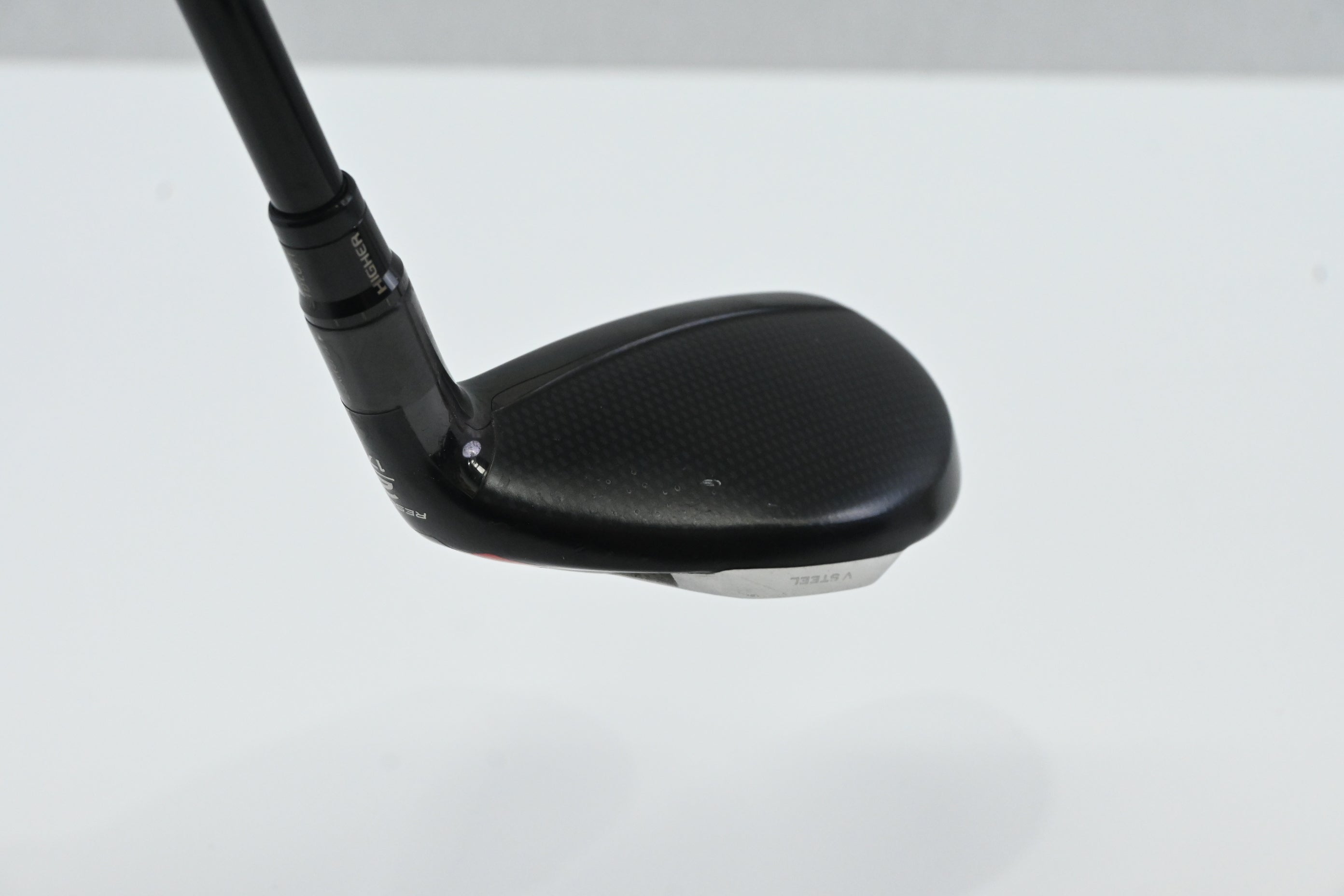 Taylormade Stealth Plus #2 Hybrid / 17 Degree / Stiff Flex HZRDUS Smoke Red RDX