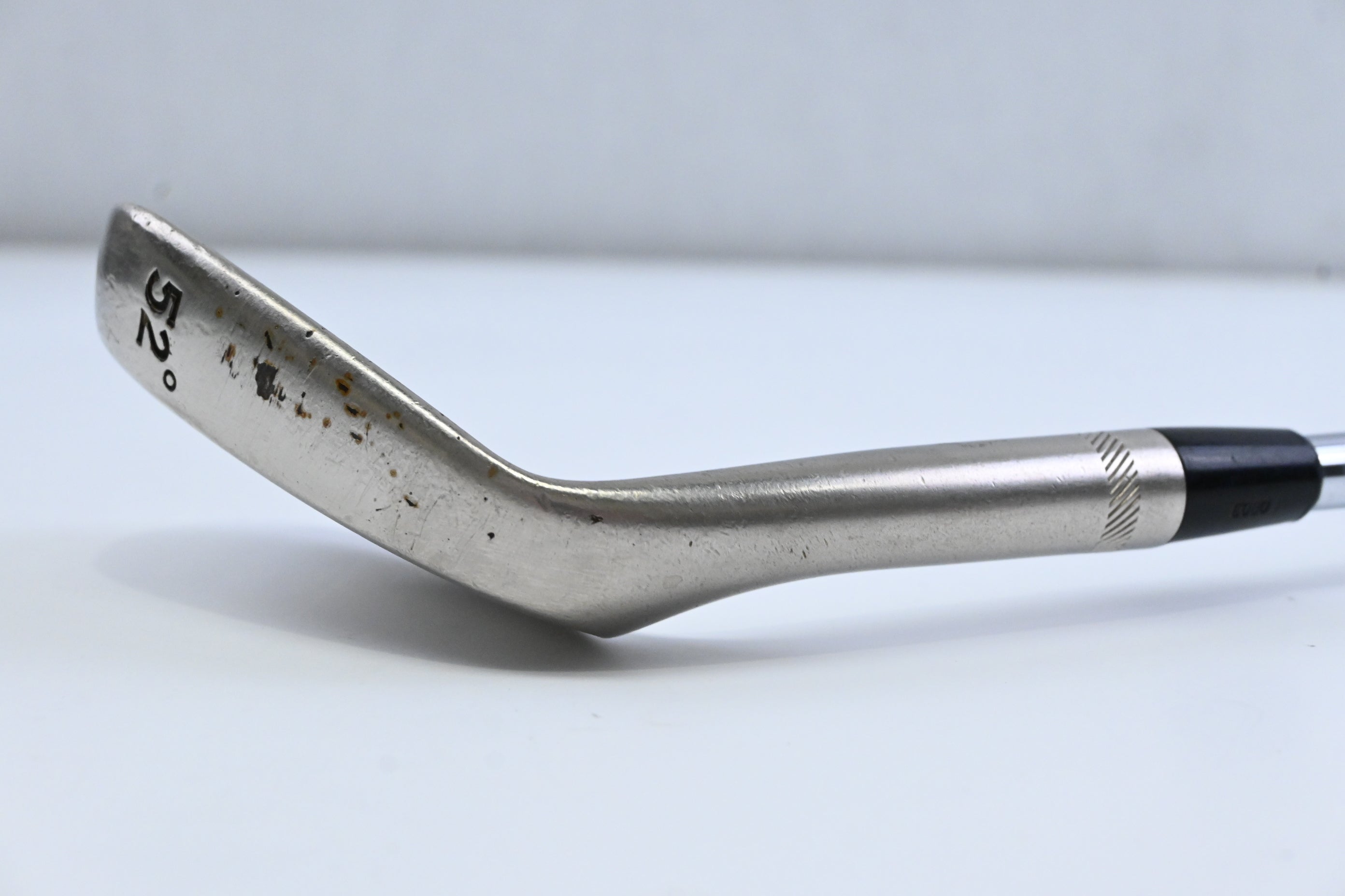 Titleist Vokey Design Gap Wedge / 52 Degree / Wedge Flex Dynamic Gold Shaft
