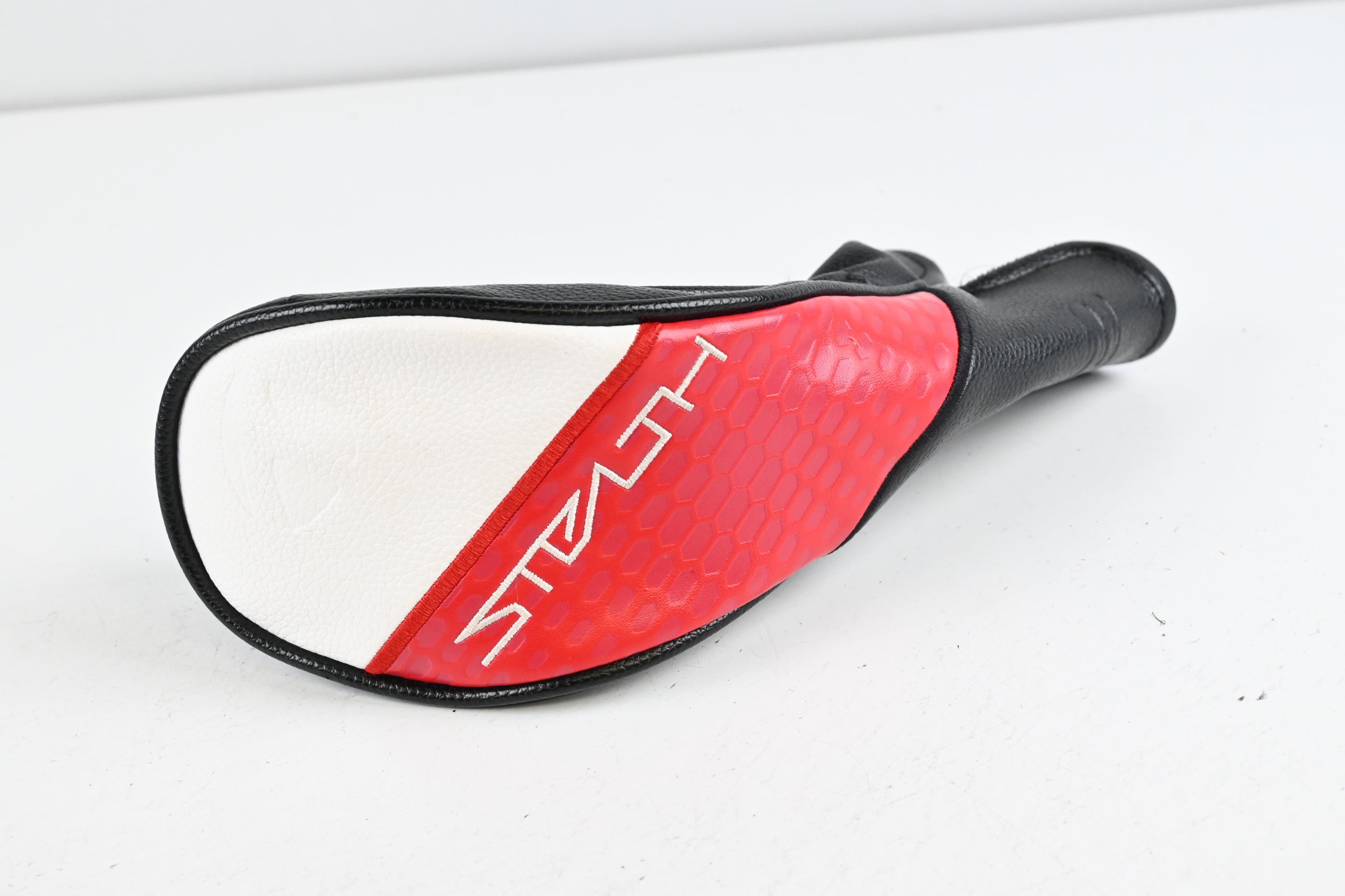 Taylormade Stealth 2 #3 Hybrid / 19 Degree / Stiff Flex Fujikura Ventus TR Red 7