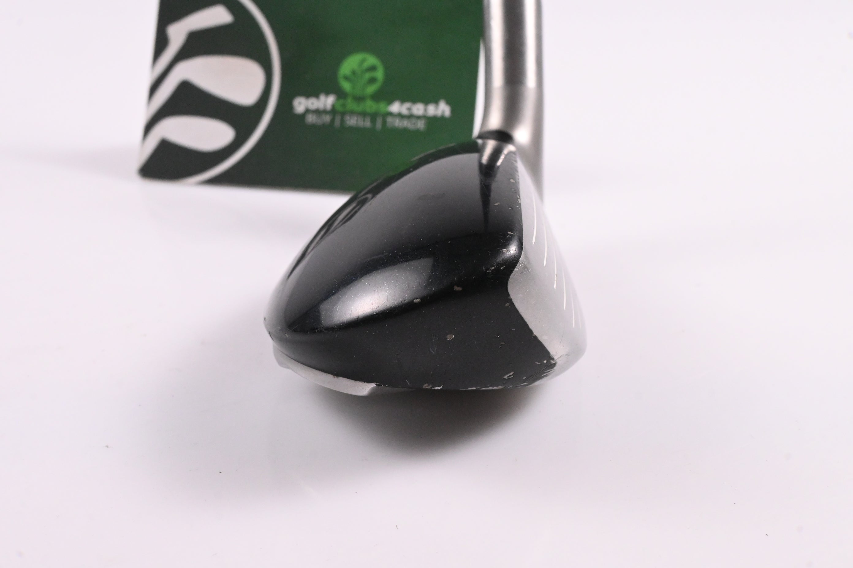 Cleveland Classic #4 Hybrid / 23 Degree / Regular Flex Matrix Ozik Xcon-h6 Shaft