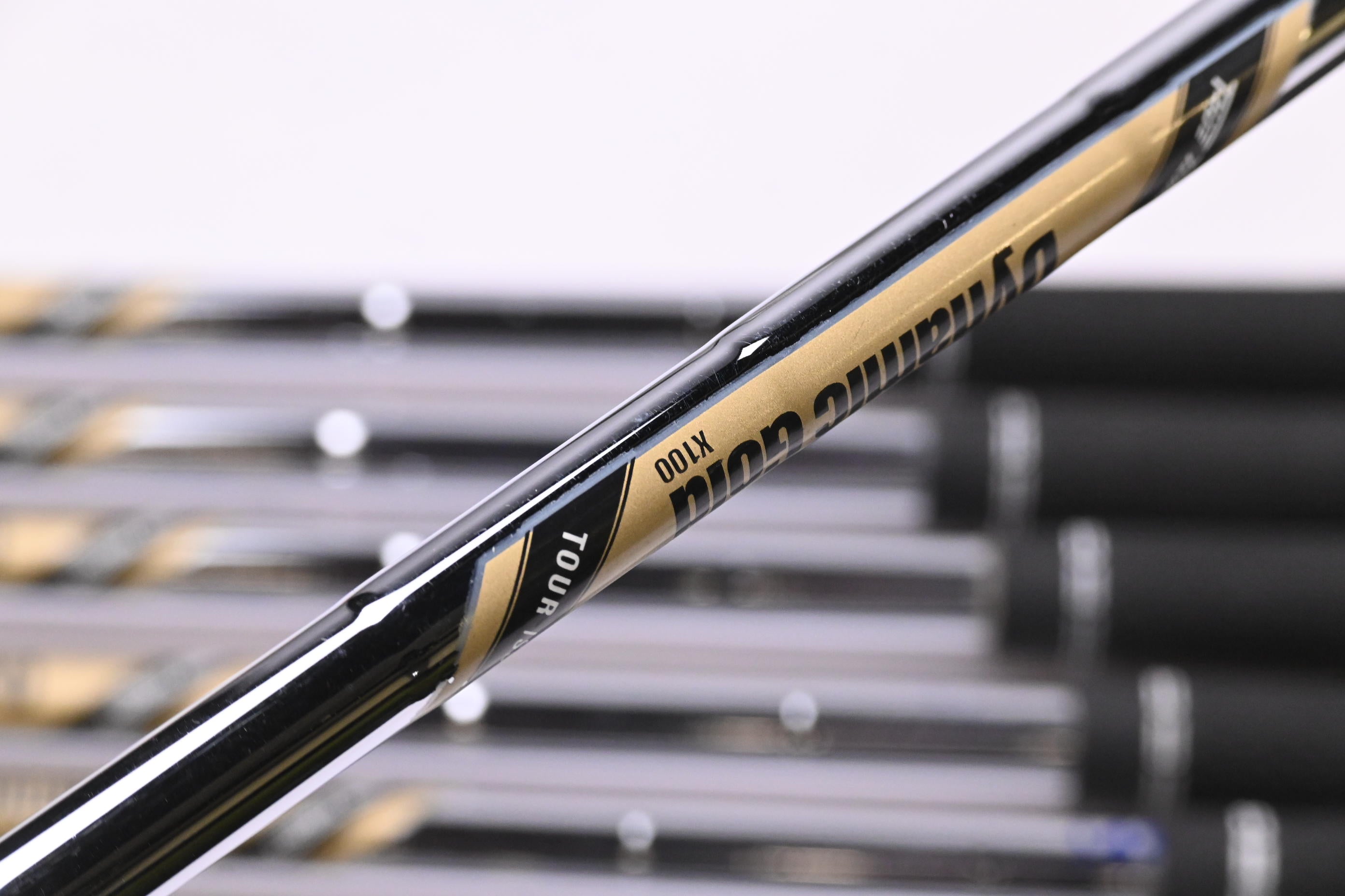 Titleist T100 2019 Irons / 3-PW / X-Flex Dynamic Gold X100 Shafts