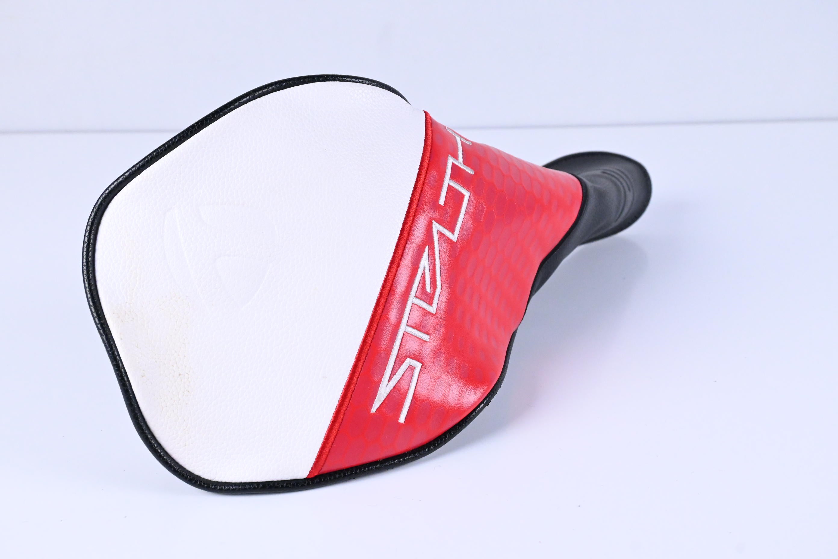 Taylormade Stealth 2 Driver / 10.5 Degree / Stiff Flex Fujikura Ventus Blue 5