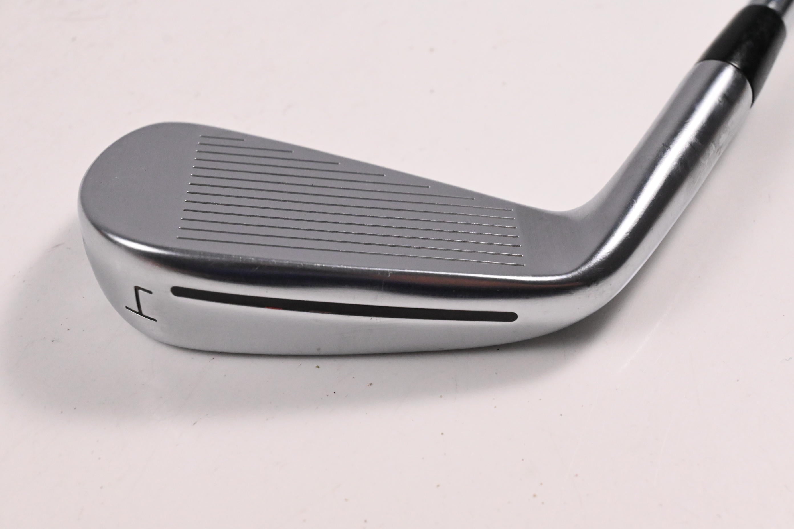 Taylormade P790 2017 #4 Iron / Stiff Flex Dynamic Gold 120 S400 Shaft