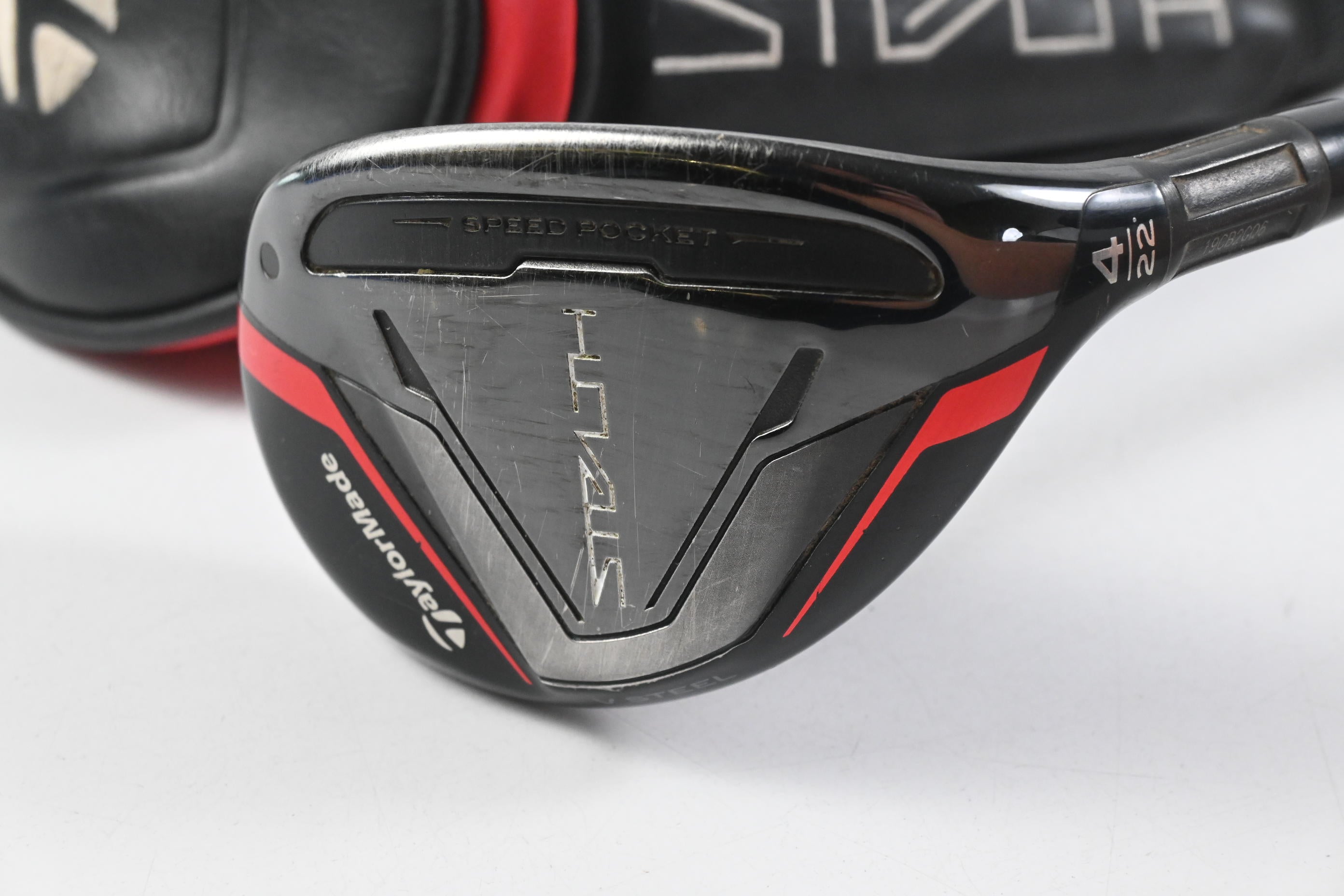 Taylormade Stealth #4 Hybrid / 22 Degree / Regular Flex Fujikura Ventus Red 6