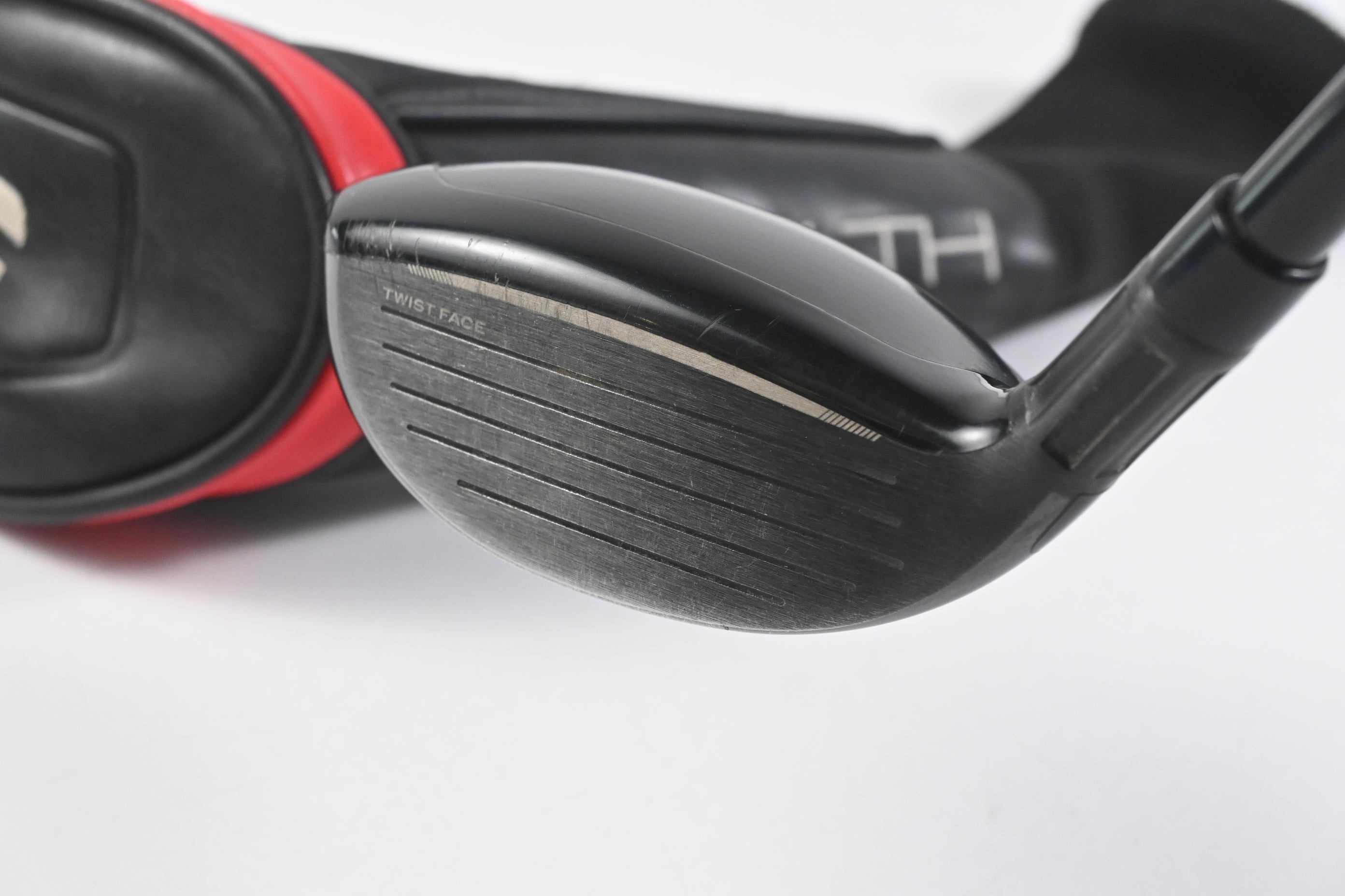 Taylormade Stealth #4 Hybrid / 22 Degree / Regular Flex Fujikura Ventus Red 6