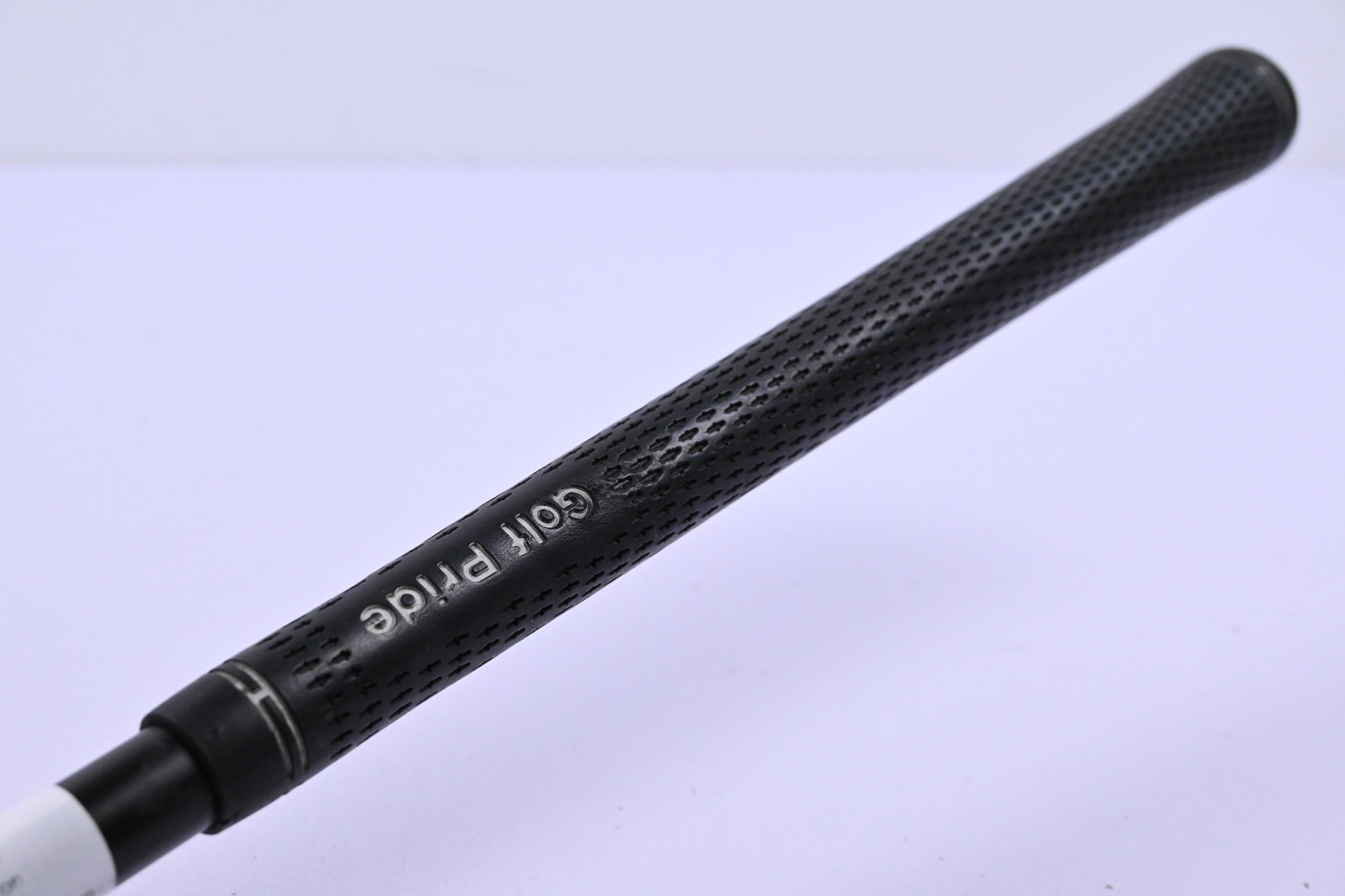 Wilson Deep Red #7 Iron / Regular Flex Wilson FatShaft Tri-Play Shaft
