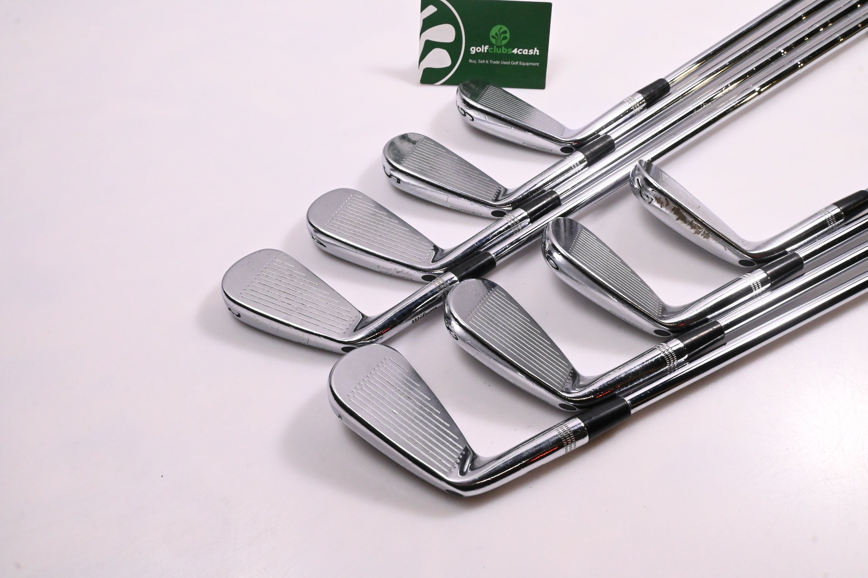 Wilson Staff Model Blade 2019 Irons / 3-PW / Stiff Flex Dynamic Gold S300 Shafts