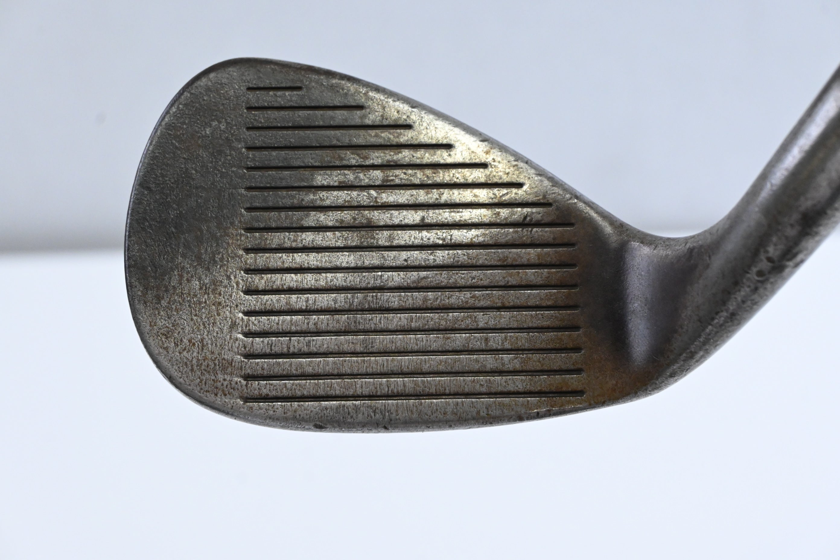 Titleist Vokey Oil Can Gap Wedge / 52 Degree / Wedge Flex Dynamic Gold Shaft