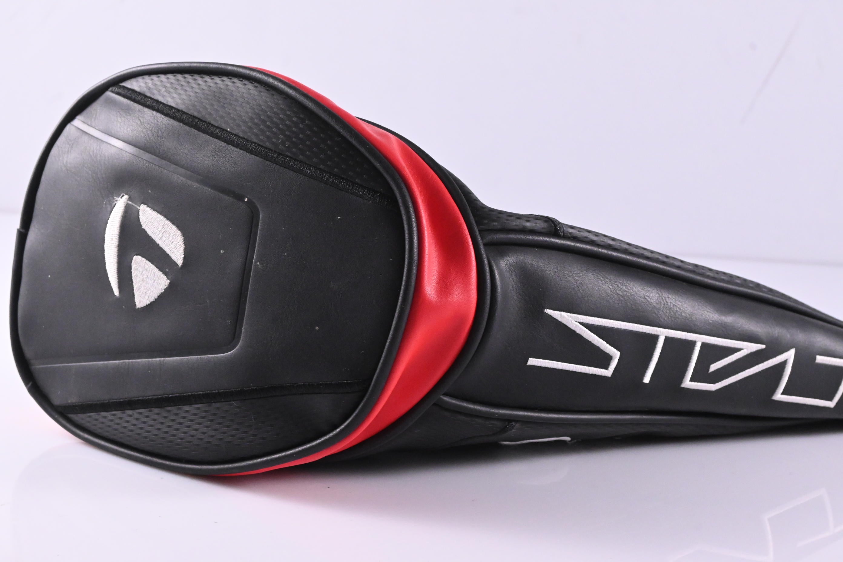 Taylormade Stealth HD Driver / 10.5 Degree / X-Flex Tour AD DI-6 Shaft