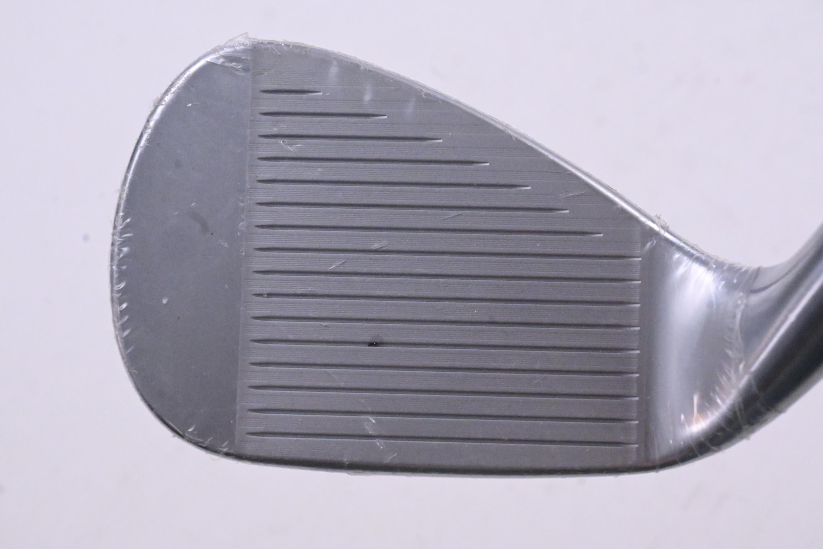 Titleist Vokey SM10 Pitching Wedge / 46 Degree / Wedge Flex Titleist Vokey Shaft