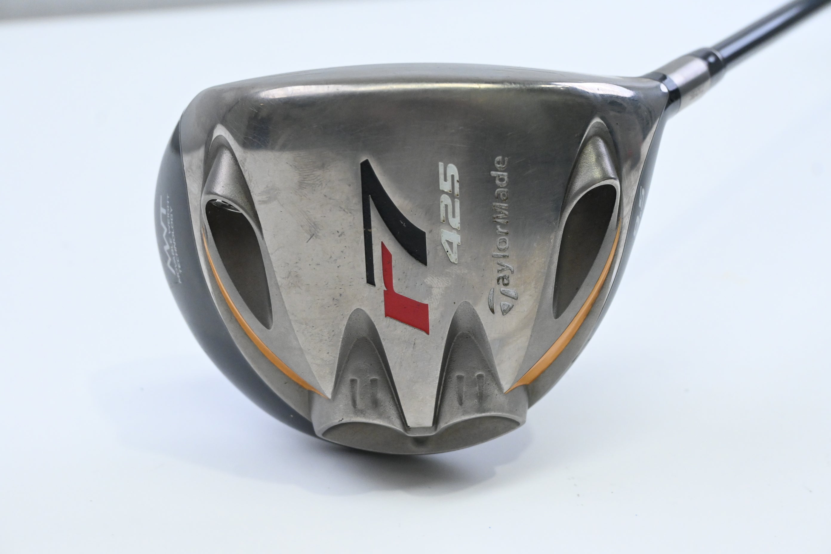 Taylormade R7 425 Driver / 9.5 Degree / Regular Flex Fujikura REAX 65 Shaft