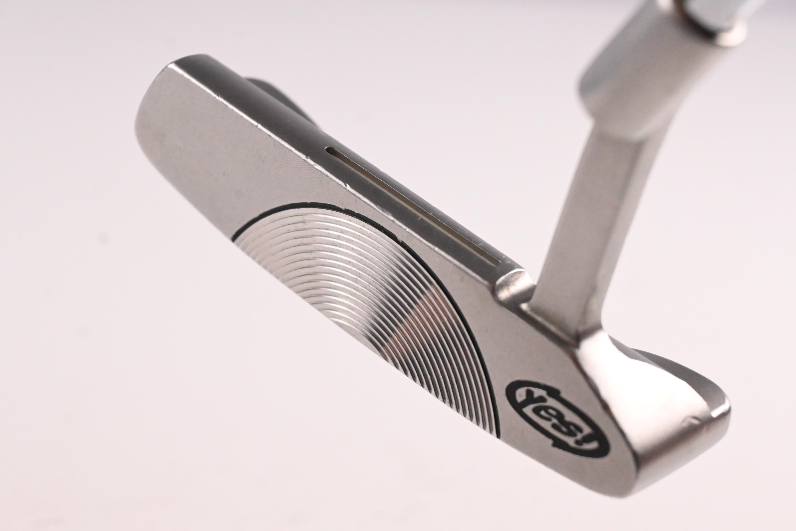 Yes! C-Groove Calllie-12 Putter / 35 Inch