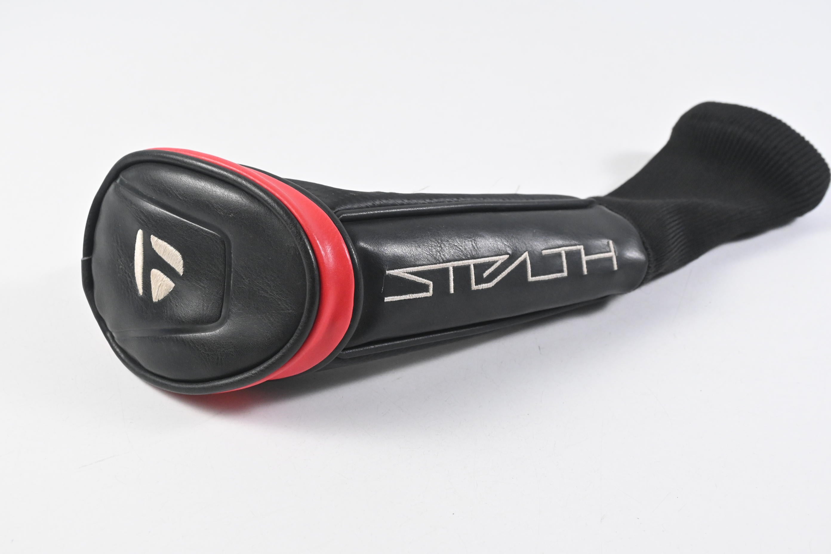 Taylormade Stealth #4 Hybrid / 22 Degree / Regular Flex Fujikura Ventus Red 6