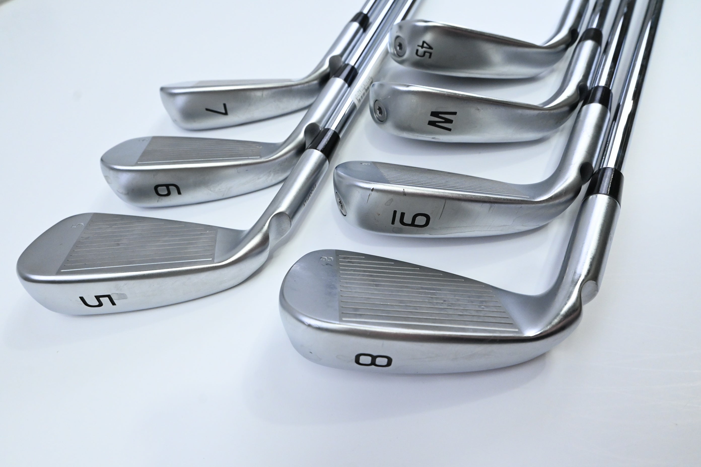Ping G430 Irons / 5-PW+45° / Black Dot / Regular Flex Ping AWT 2.0 Shafts