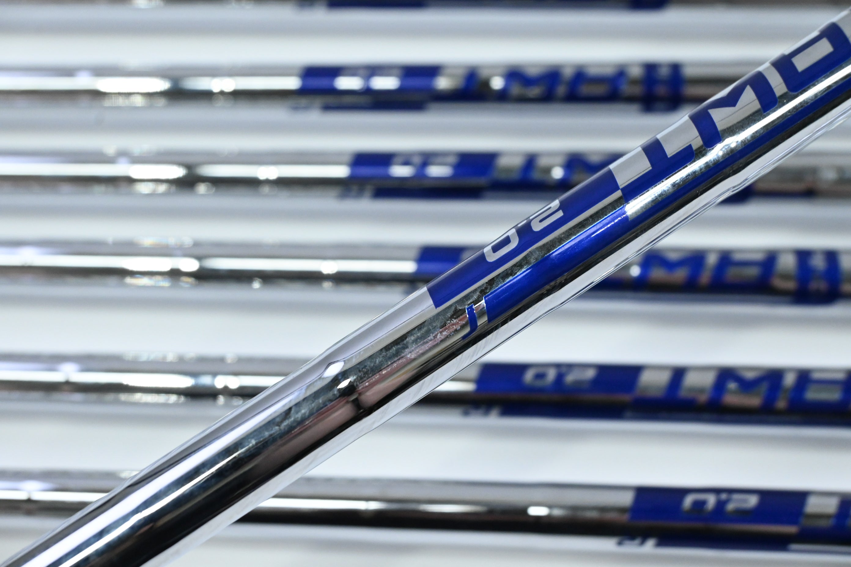 Ping G430 Irons / 5-PW+45° / Black Dot / Regular Flex Ping AWT 2.0 Shafts