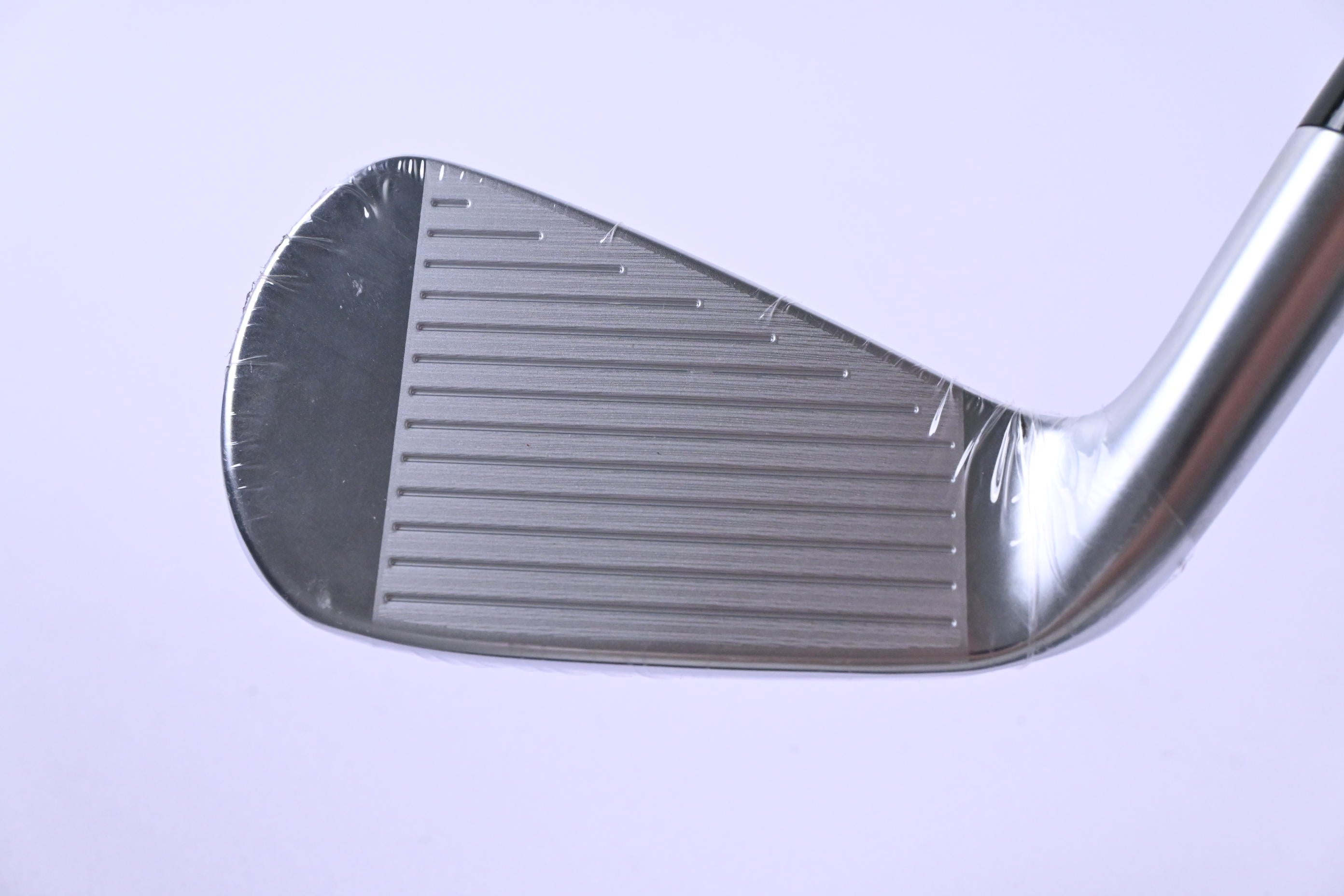Srixon ZXiU #4 Iron / 23 Degree / Regular Flex MMT 80 Shaft