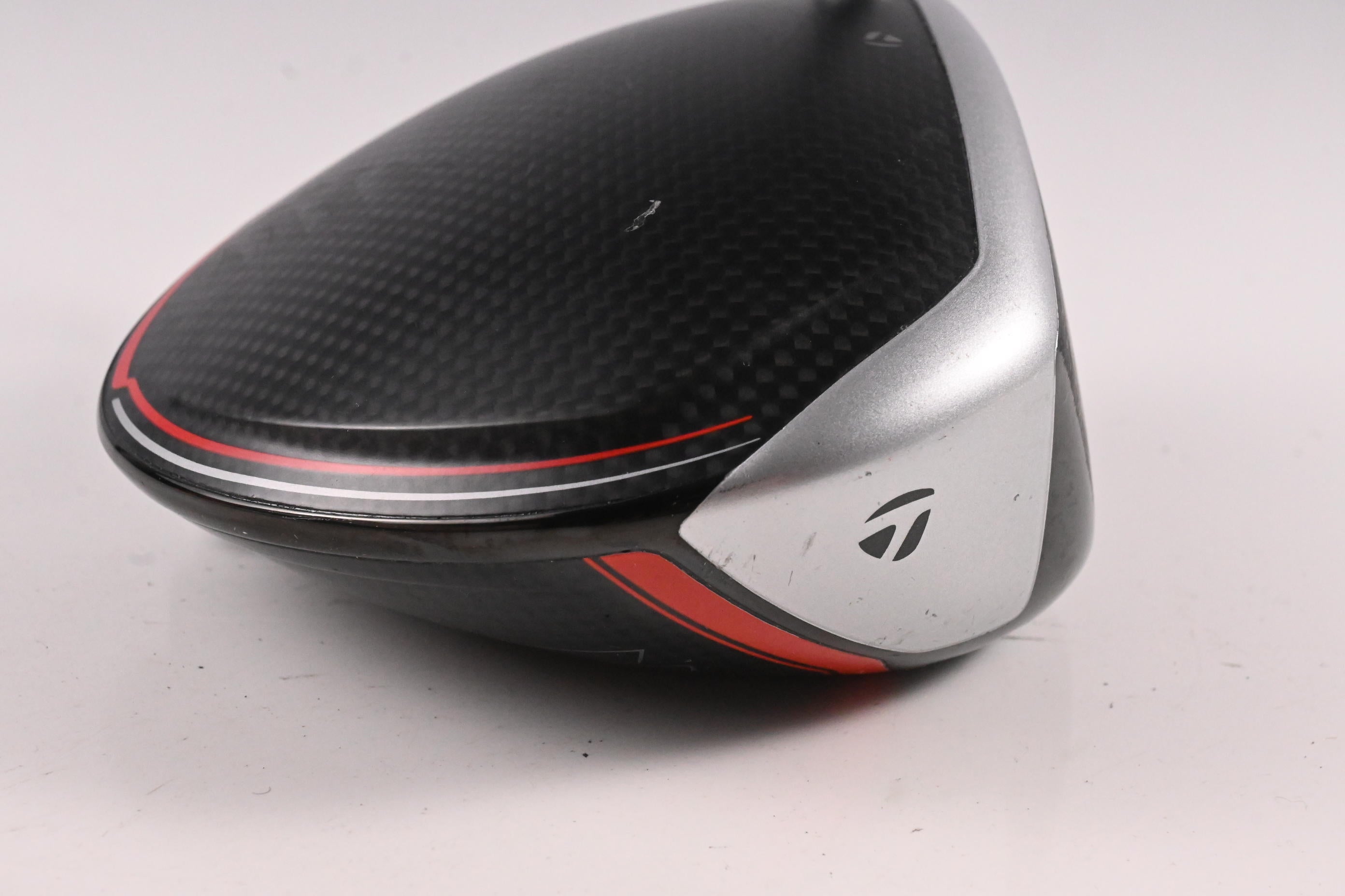 Taylormade M6 Driver / 10.5 Degree / Regular Flex Atmos Orange 5 Shaft