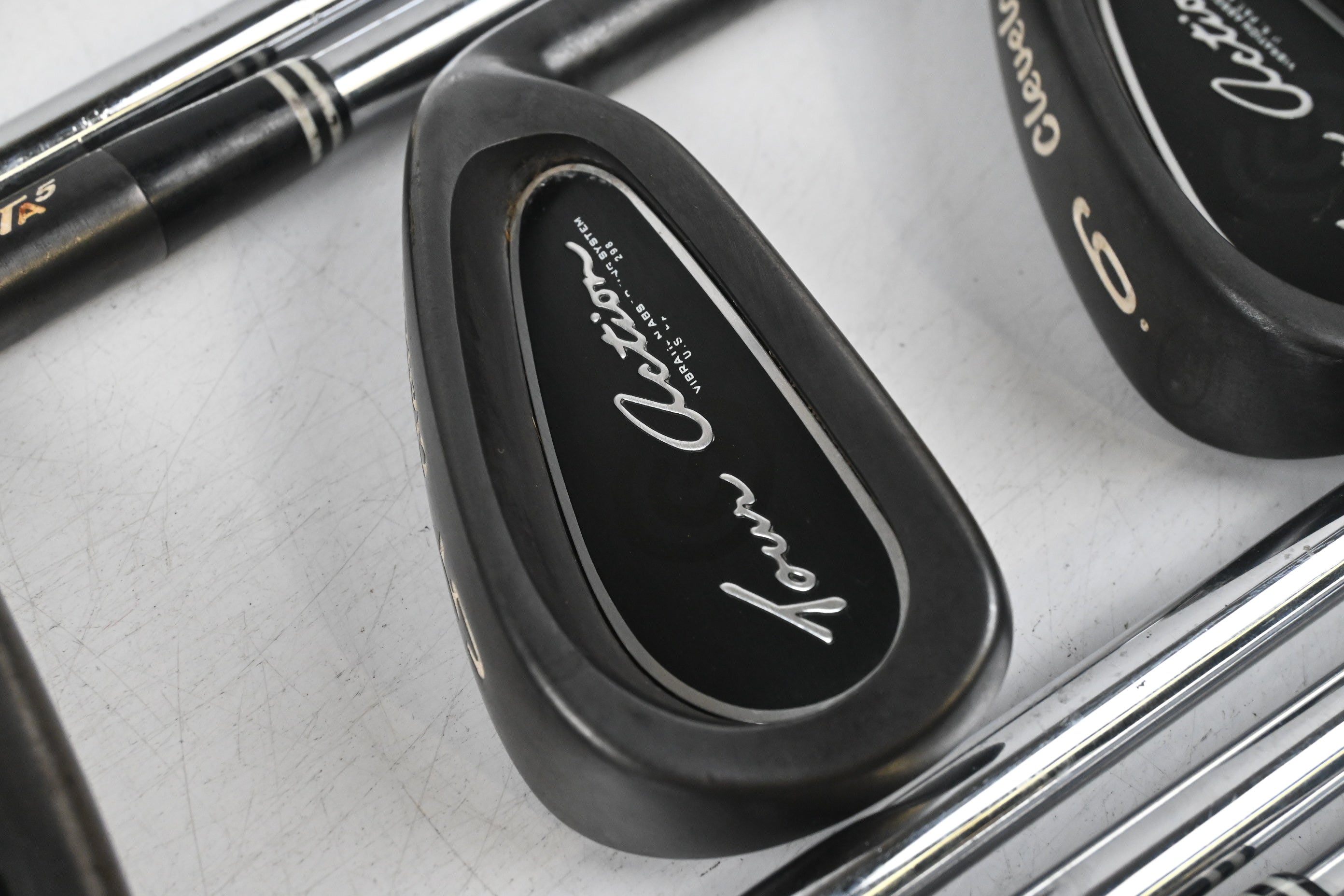 Cleveland TA5 Irons / 3-PW+SW / Regular Flex Sensi Core Shafts